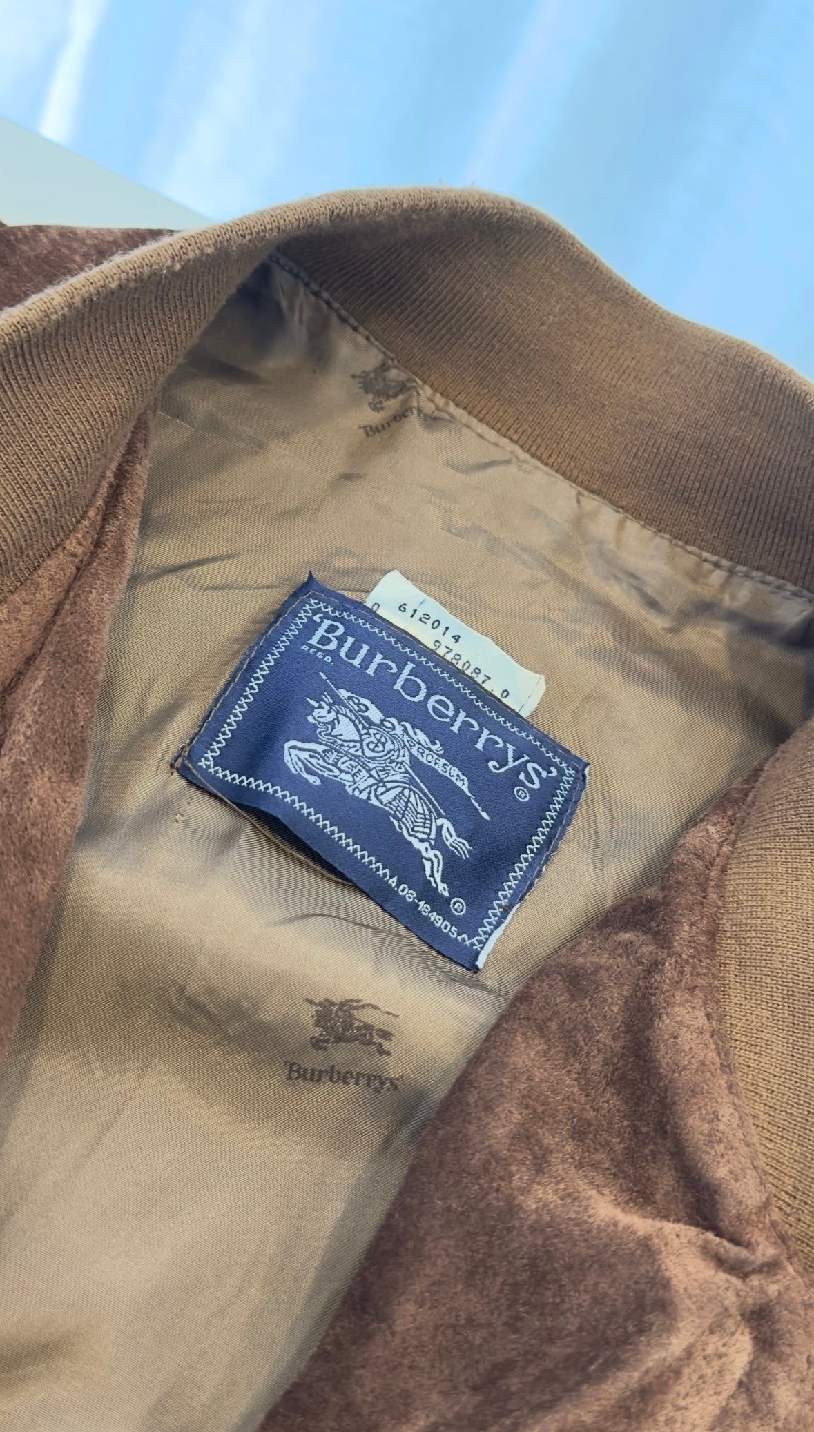 BURBERRY BOMBER JACKET IN BROWN