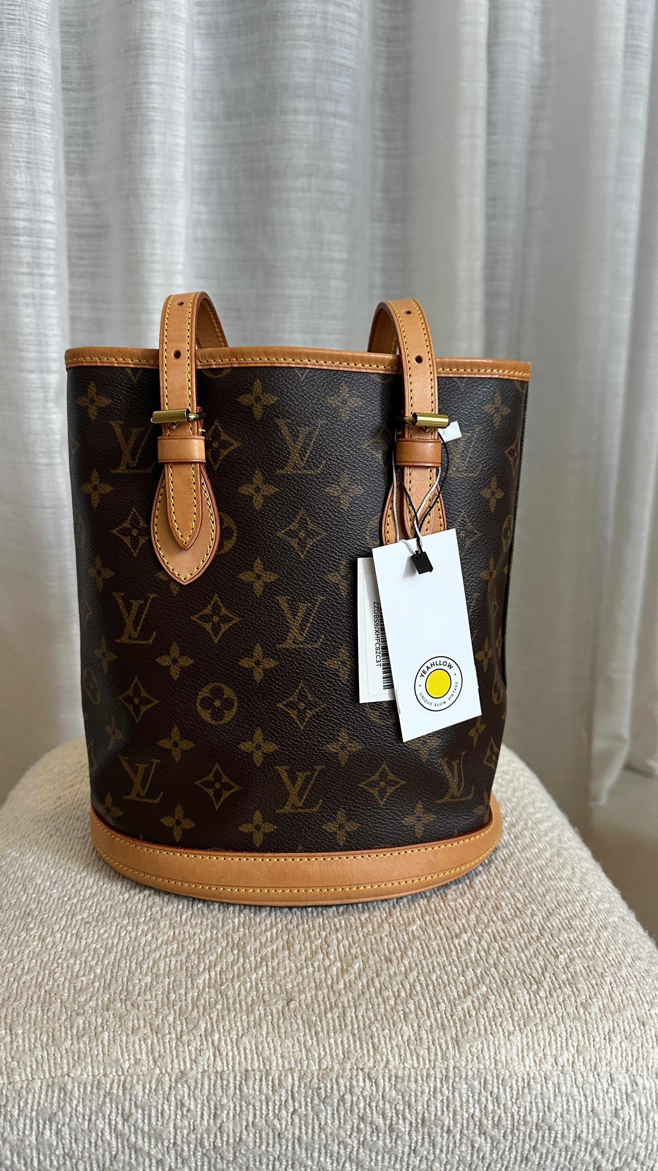 LOUIS VUITTON MONOGRAM PETITE BUCKET IN BROWN