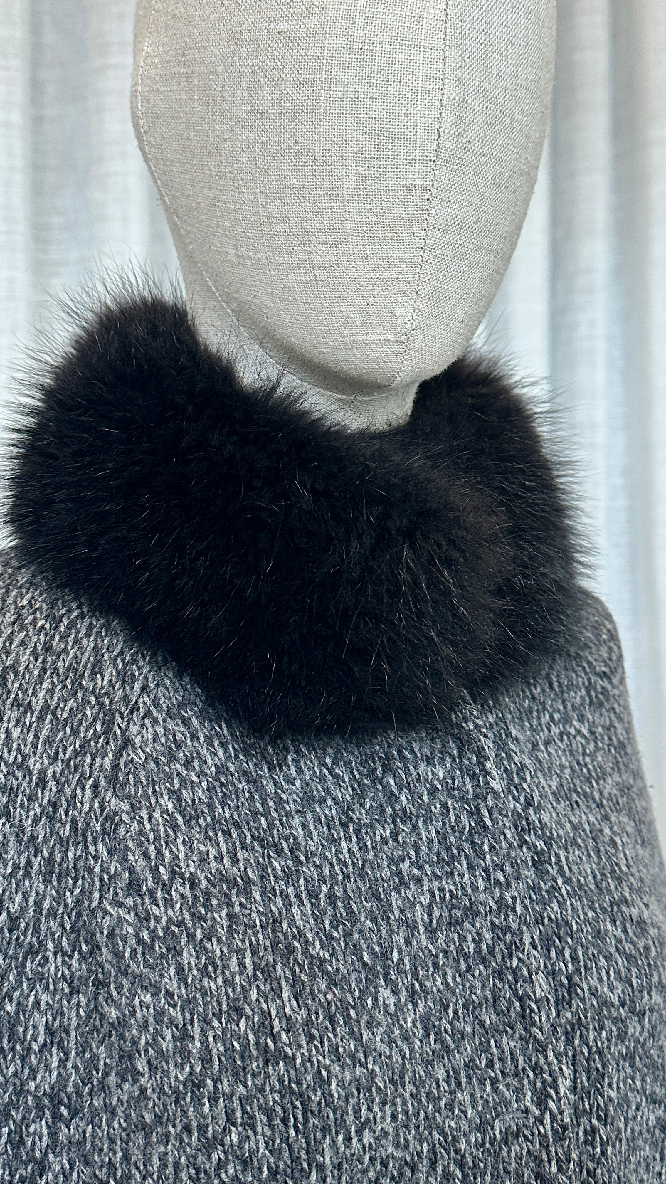 PRADA PONCHO IN GREY