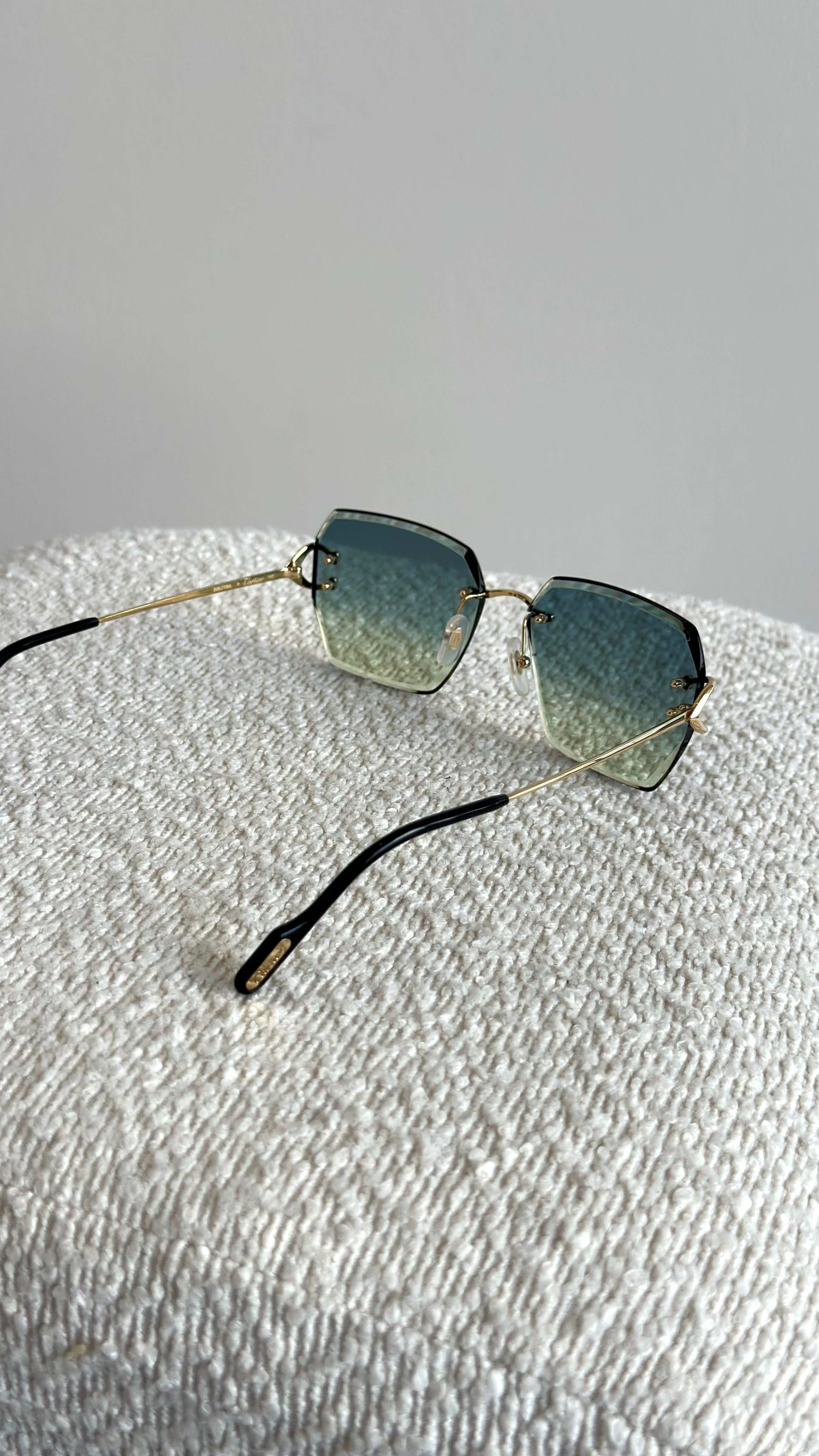 CARTIER SUNGLASSES SIGNATURE C IN GOLD