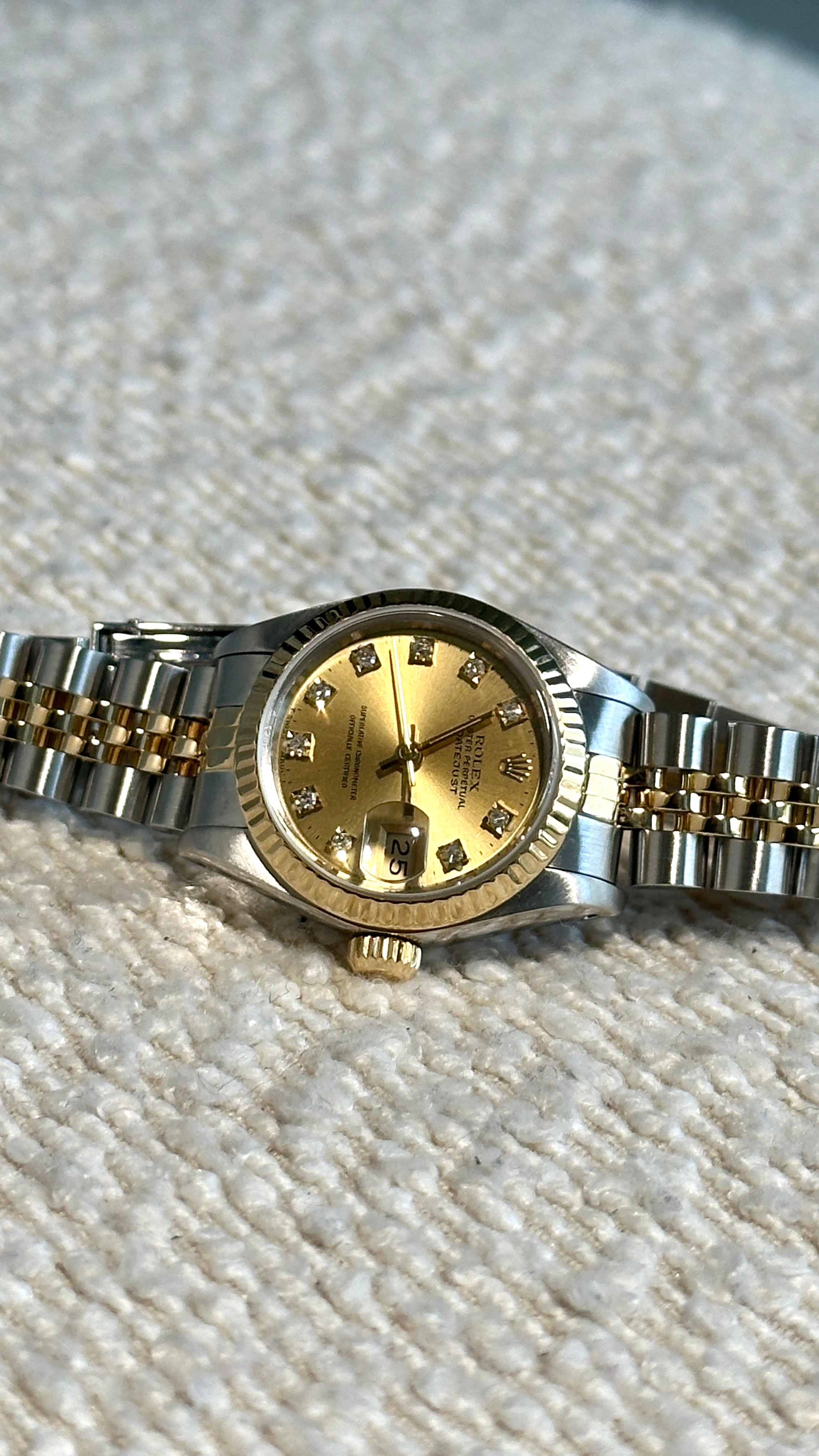 ROLEX LADY DATEJUST 26MM IN STEEL AND GOLD WITH DIAMONDS