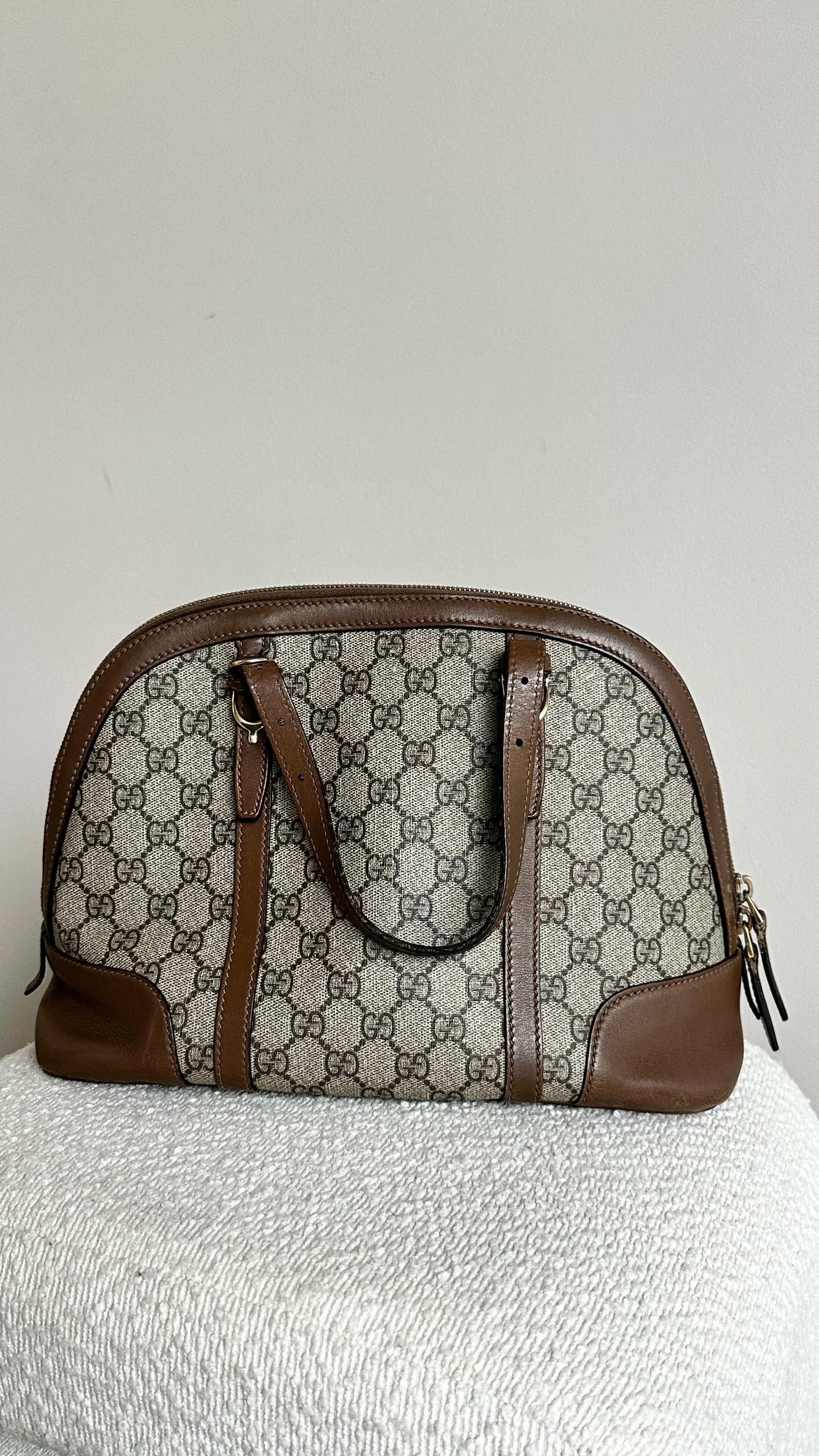 GUCCI GG SUPREME NICE DOME SATCHEL BAG IN BROWN