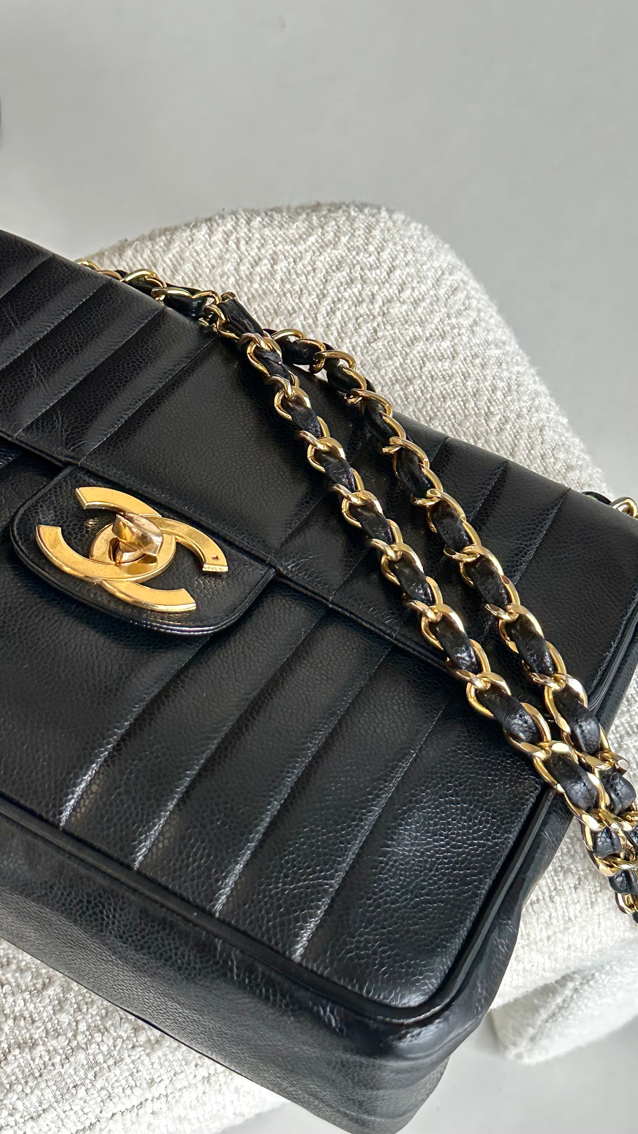 CHANEL MAXI FLAP BAG CAVIAR LEATHER IN BLACK
