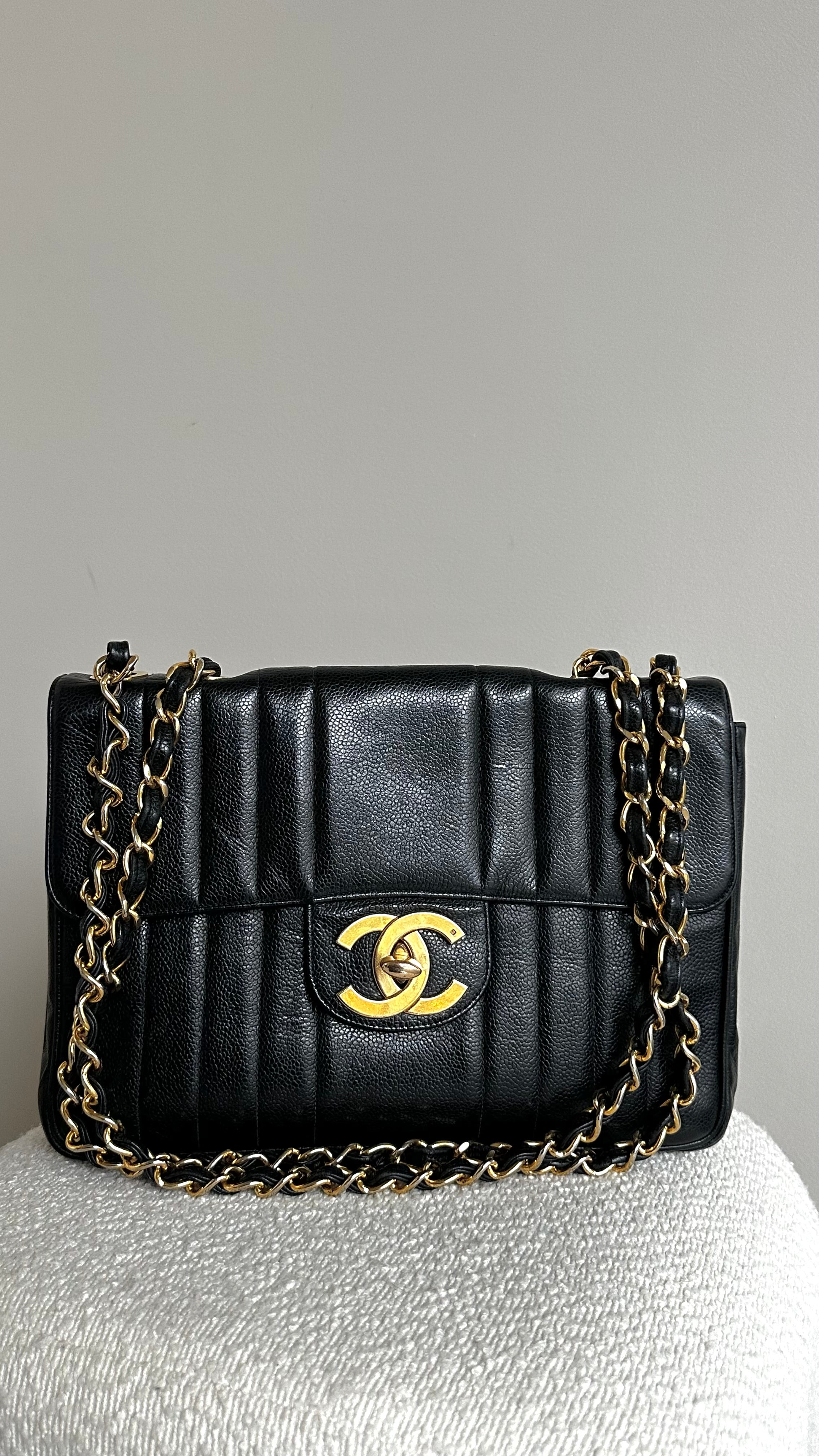 CHANEL MAXI FLAP BAG CAVIAR LEATHER IN BLACK