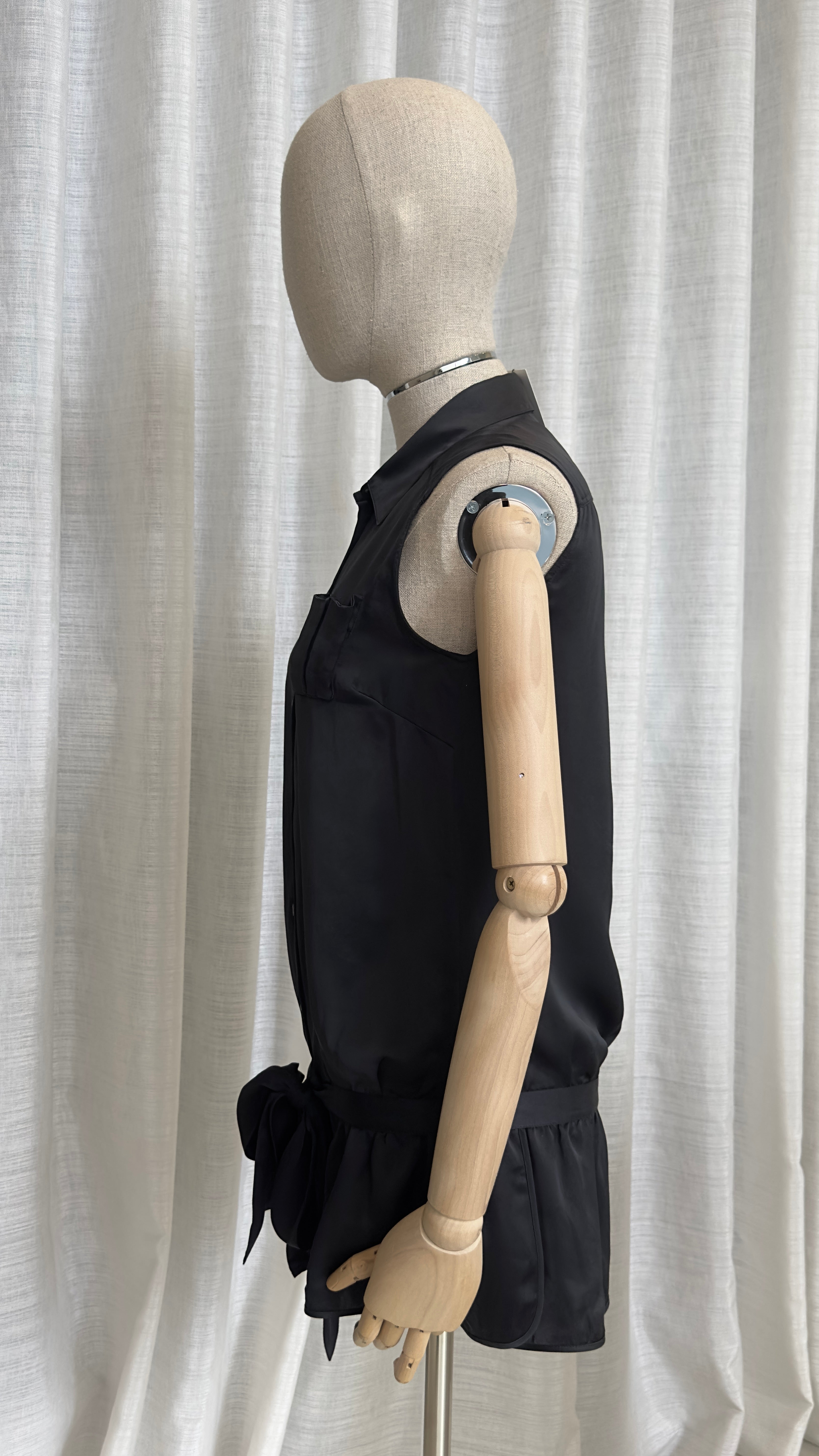 PRADA SILK TOP IN BLACK