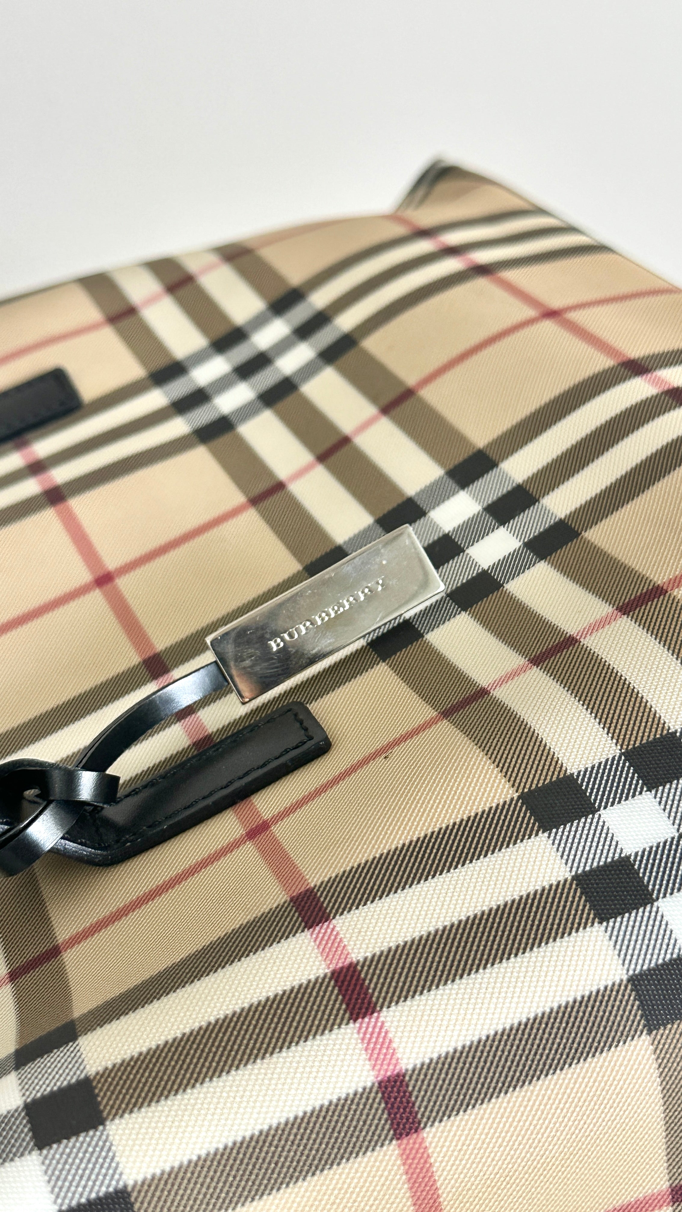 BURBERRY NOVA CHECK HANDBAG IN BEIGE