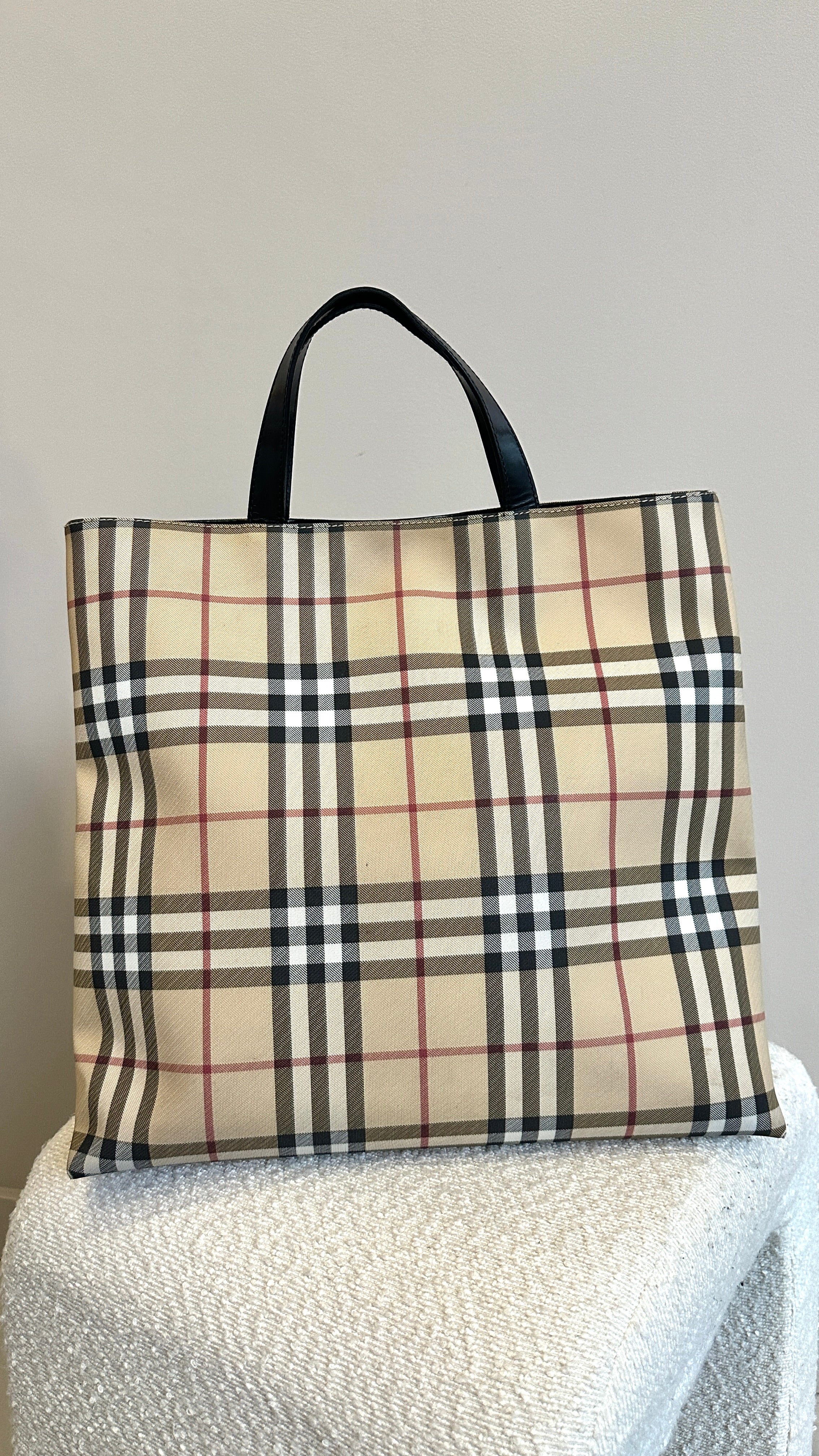 BURBERRY VINTAGE HANDBAG IN BEIGE