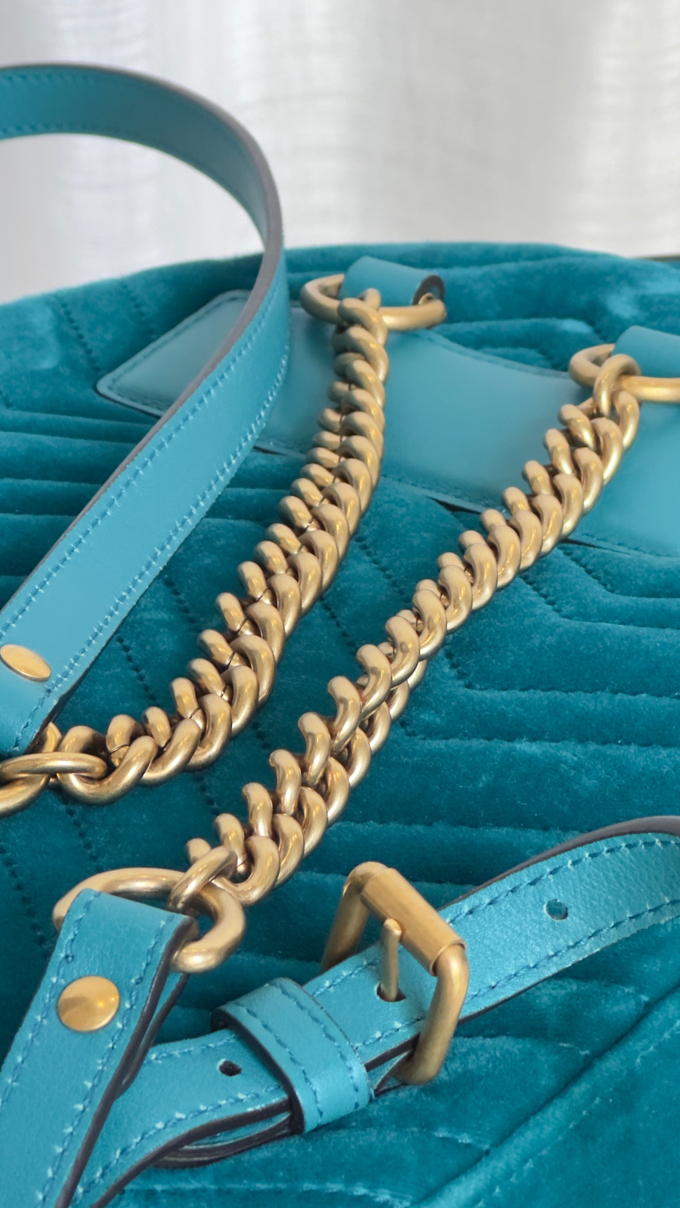 GUCCI GG MARMONT VELVET BACKPACK IN TURQUOISE BLUE