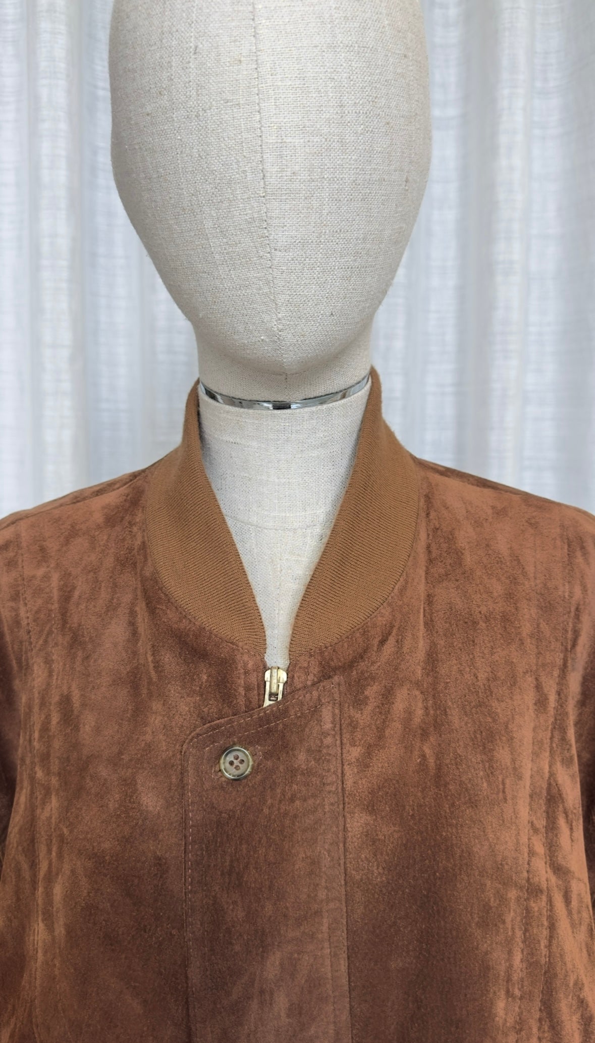 BURBERRY BOMBER JACKET IN BROWN