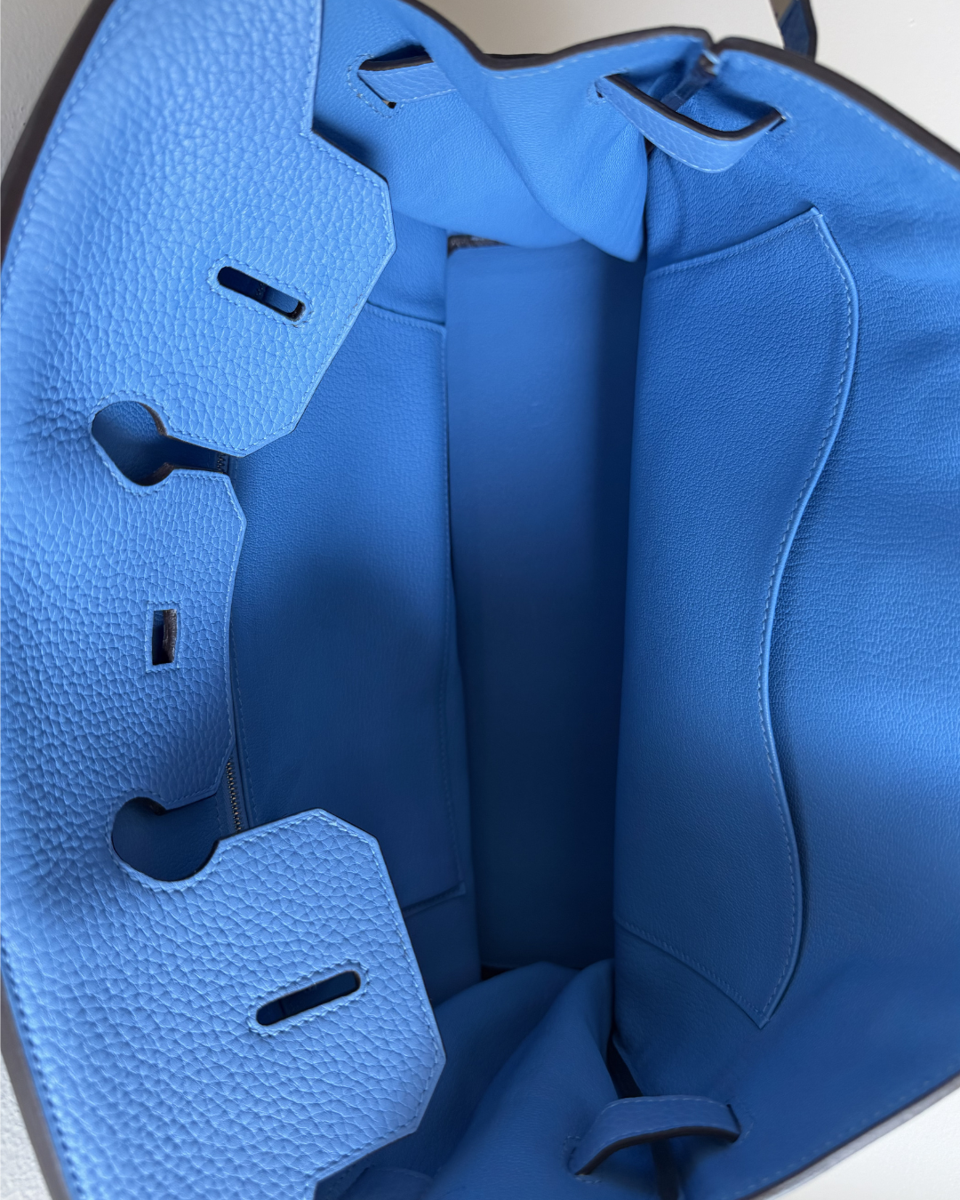 HERMÈS BLUE TOGO LEATHER 35 HANDBAG IN BLUE
