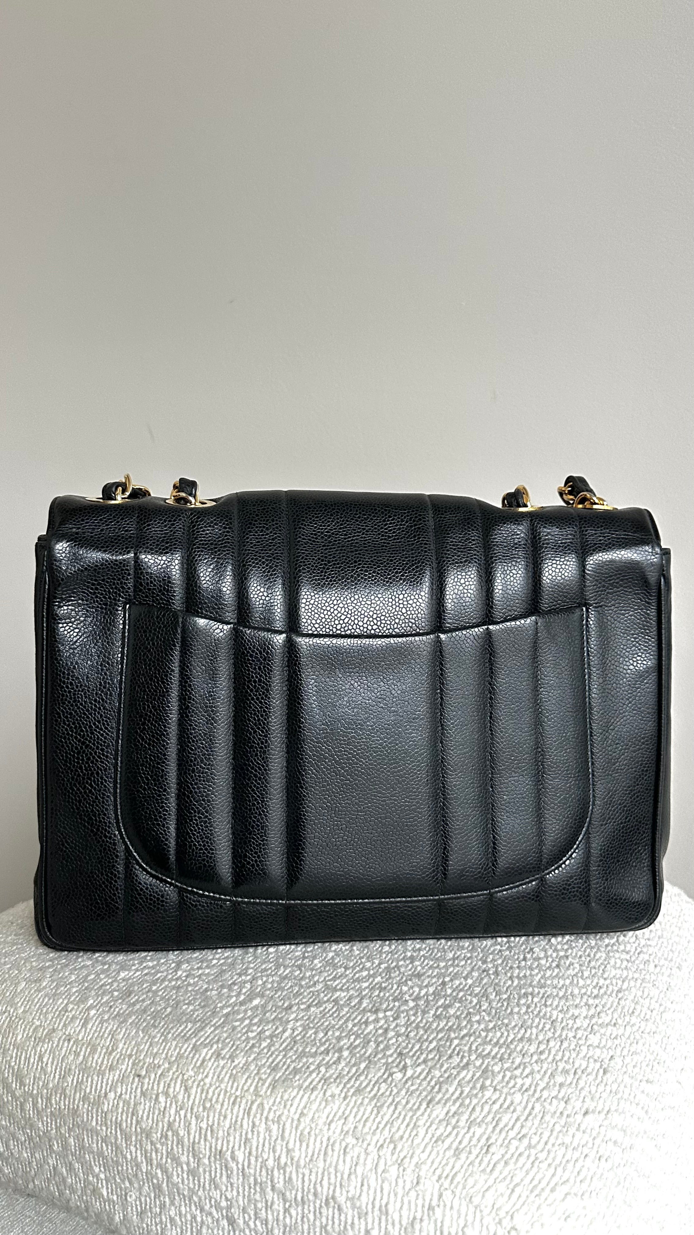 CHANEL MAXI FLAP BAG CAVIAR LEATHER IN BLACK