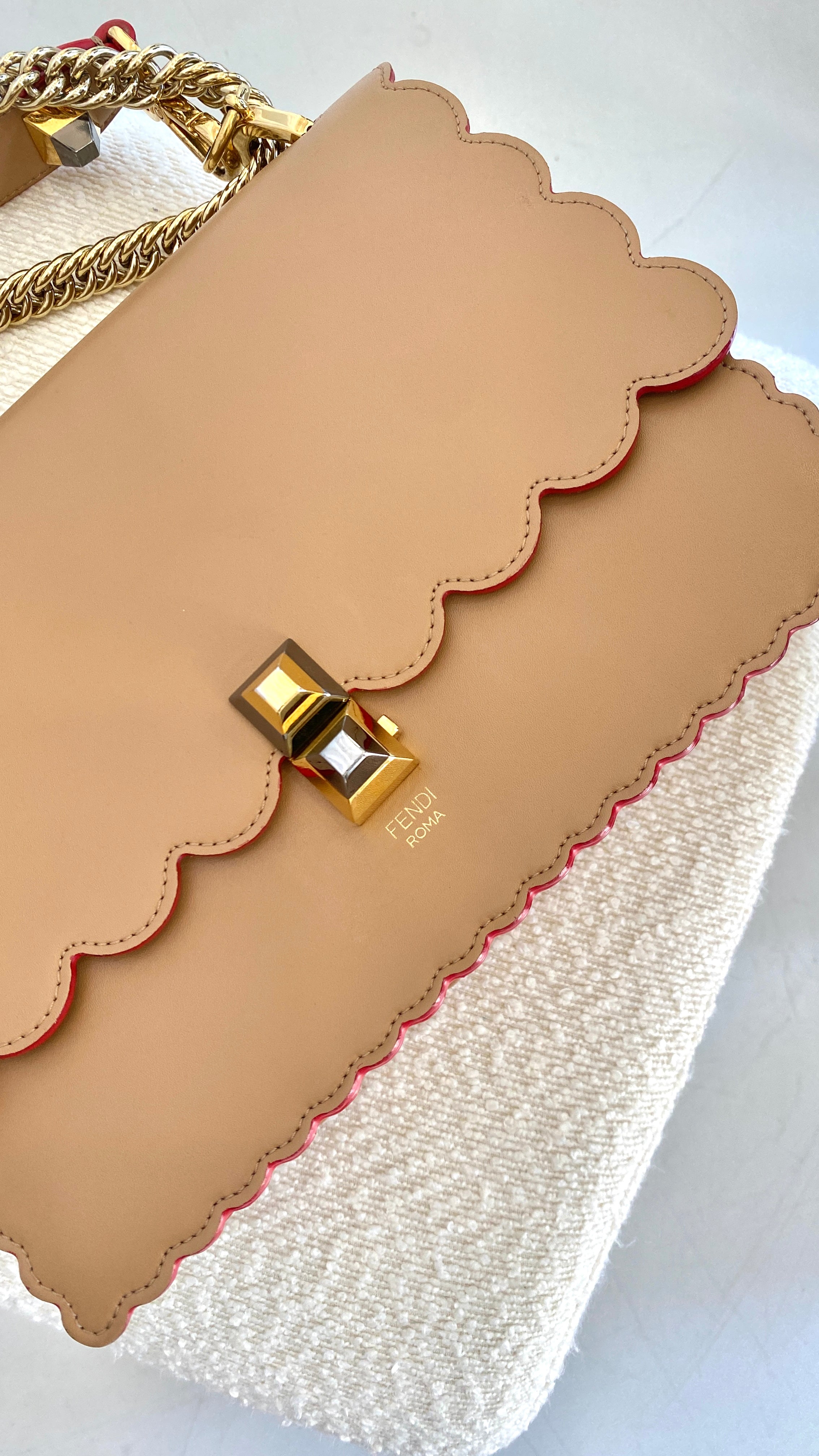 Fendi Kan I Leather Handbag In Beige