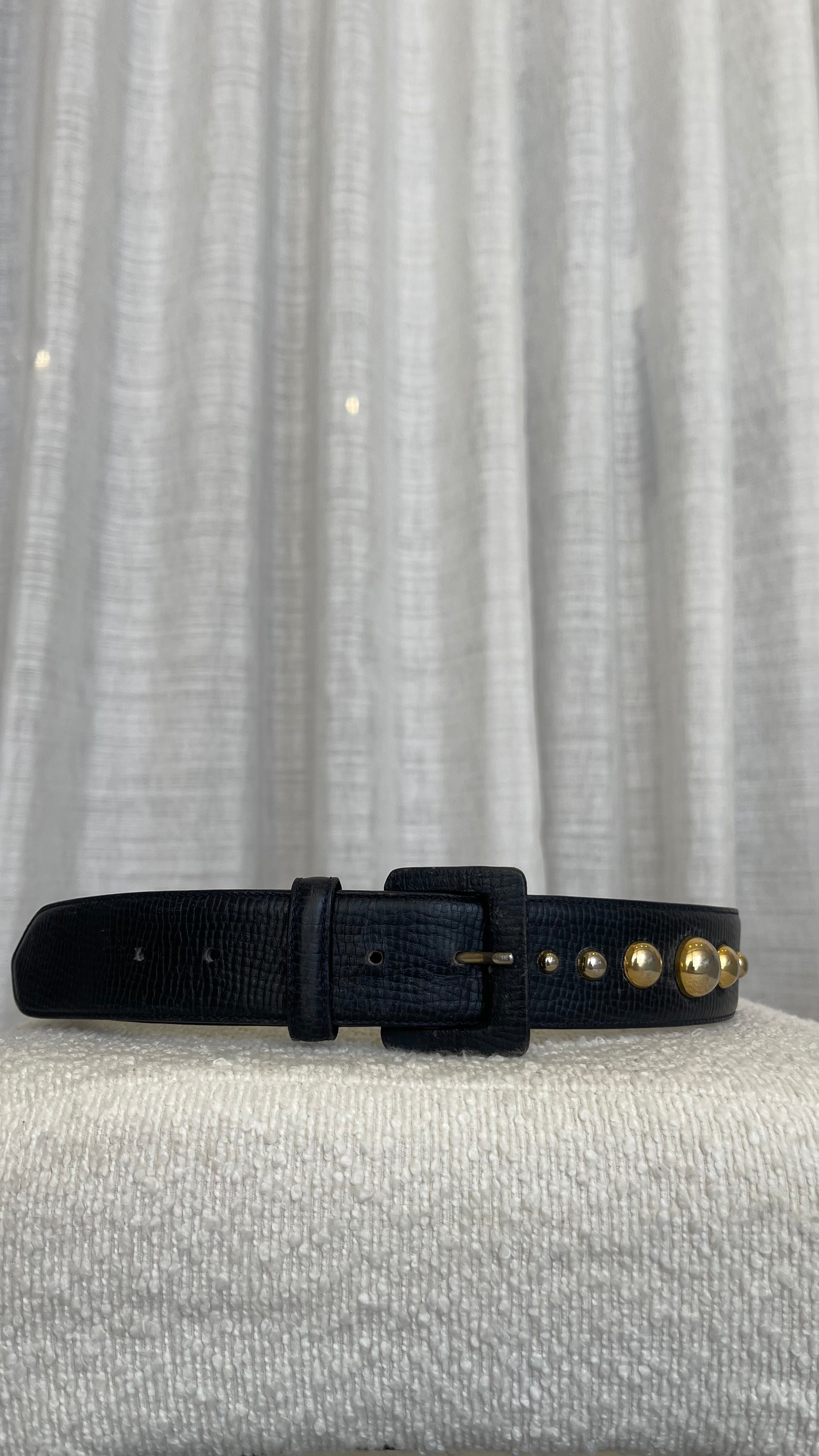 Burberrys Vintage Leather Belt In Black