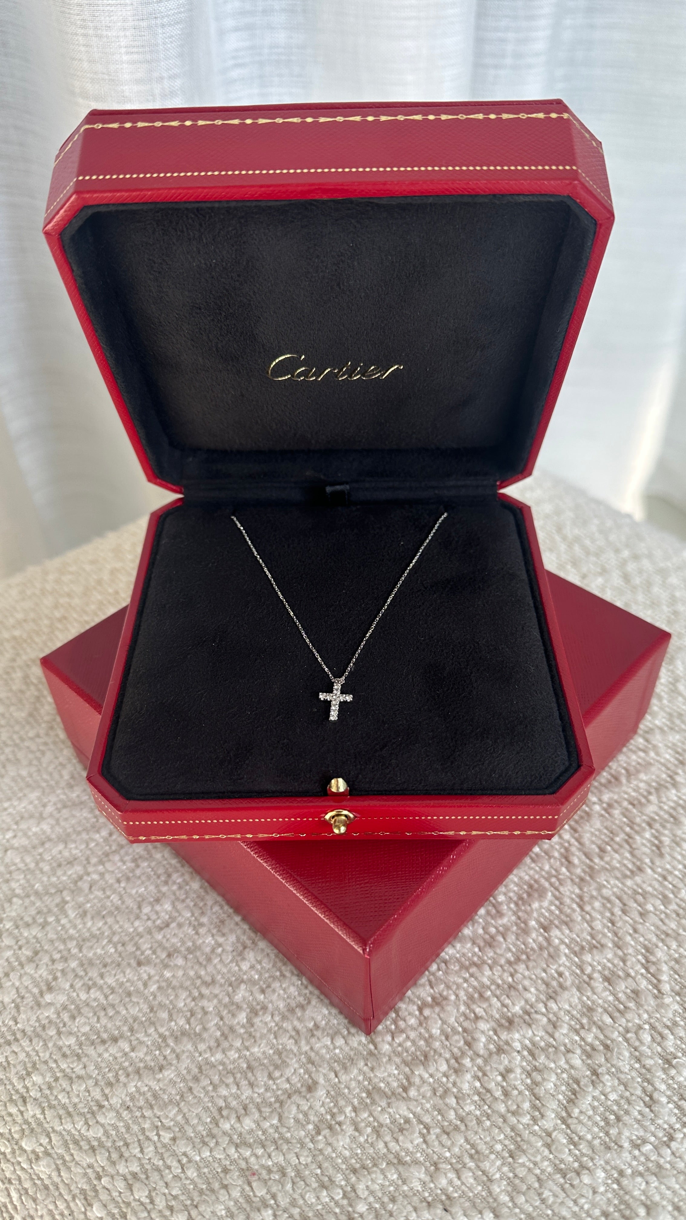 Cartier Diamonds Cross Symbol Pendant Necklace In Silver