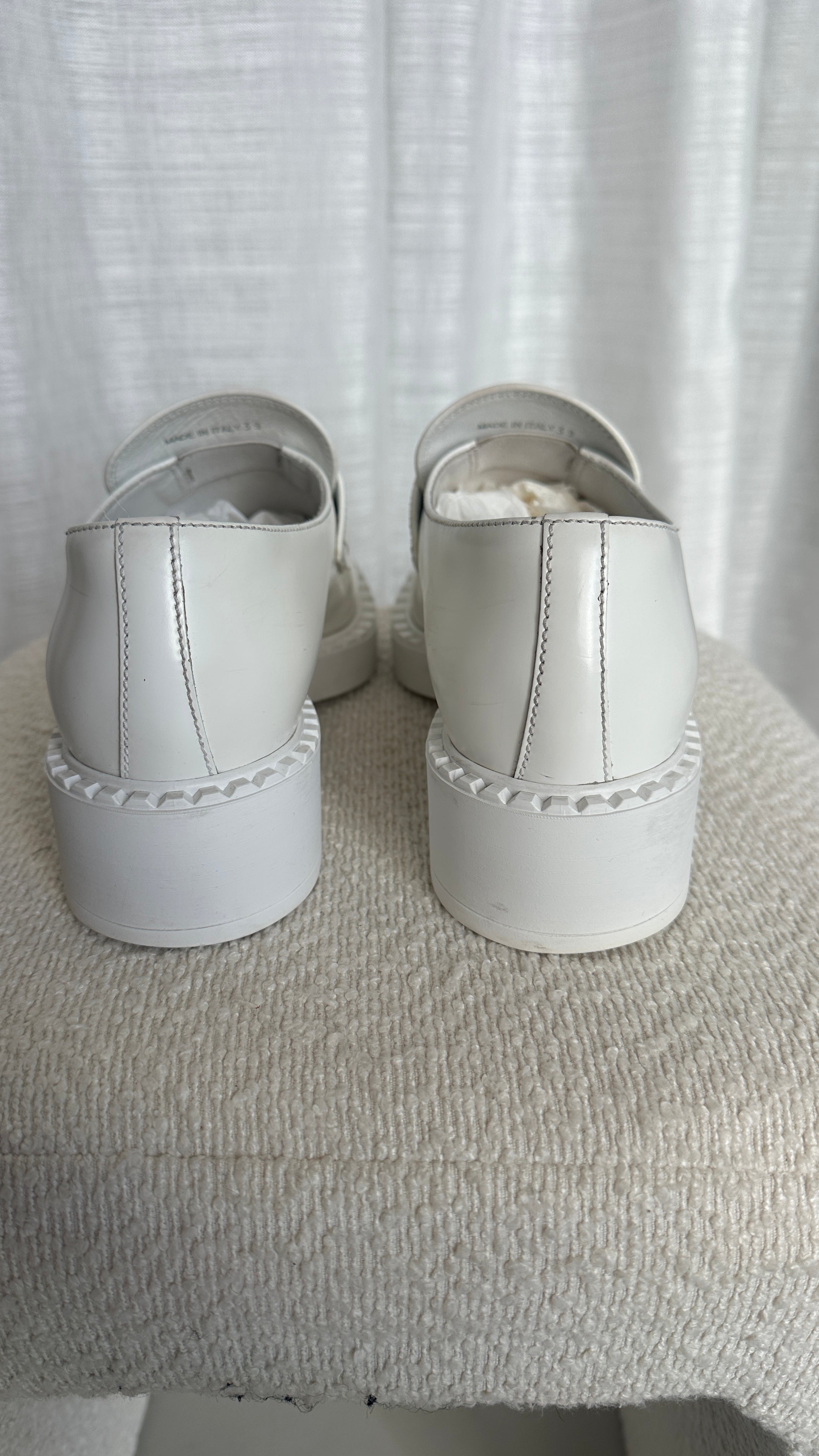 PRADA FLAT LEATHER LOAFERS IN WHITE - SIZE 39