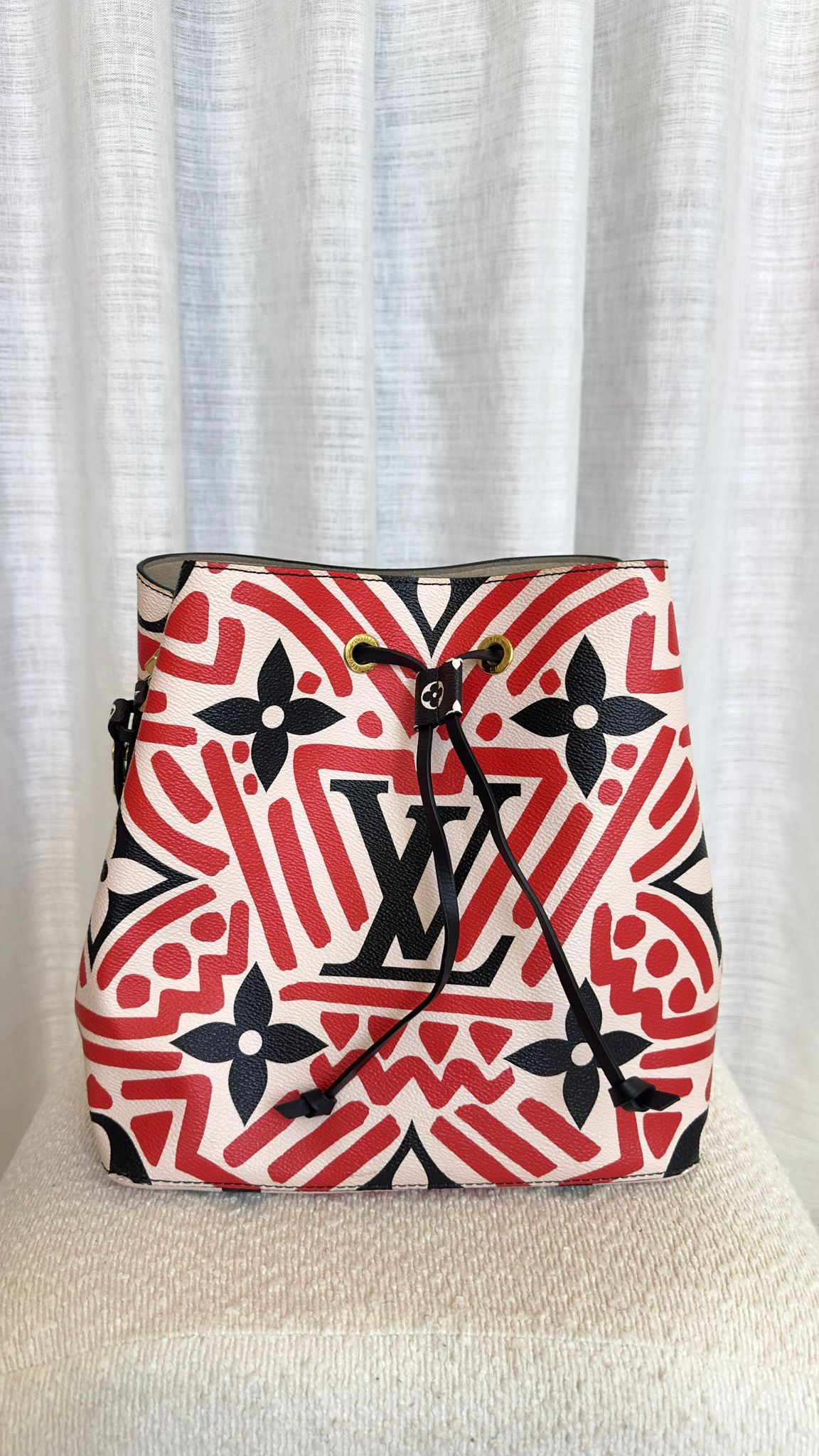 LOUIS VUITTON MONOGRAM GIANT CRAFTY NEO NOÉ BUCKET BAG - MULTICOLOR