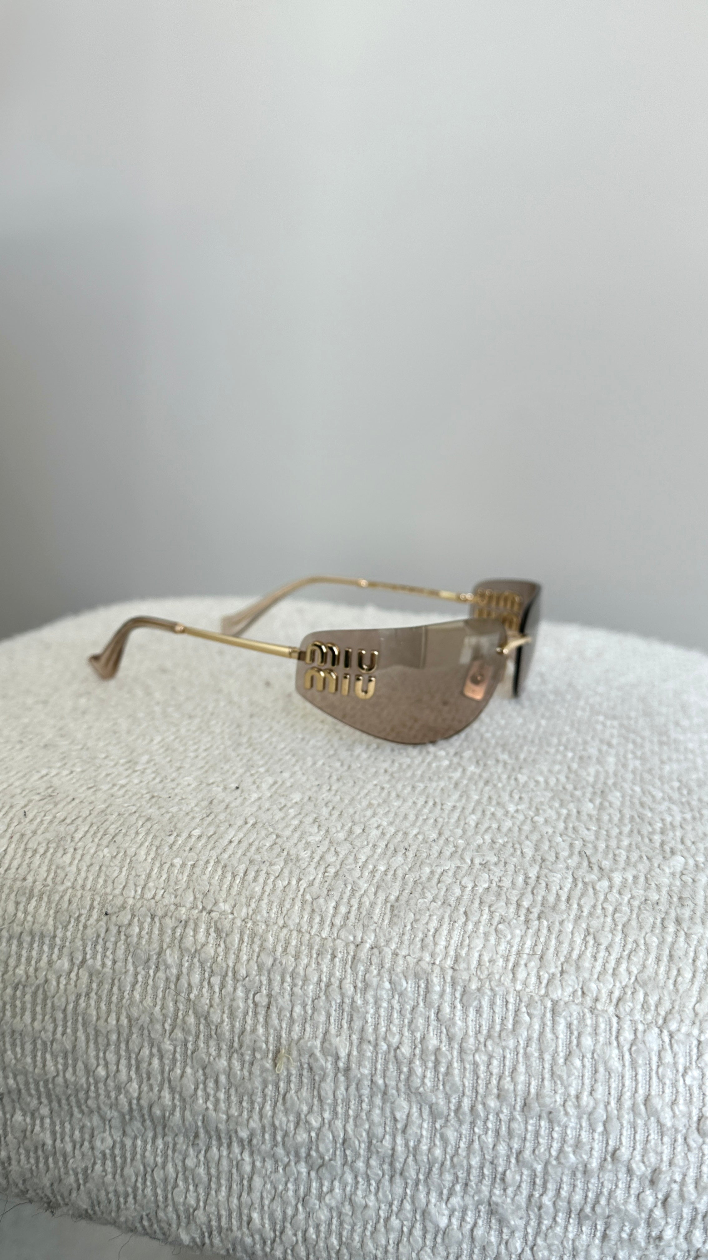 MIU MIU AUBE SUNGLASSES IN ROSE GOLD
