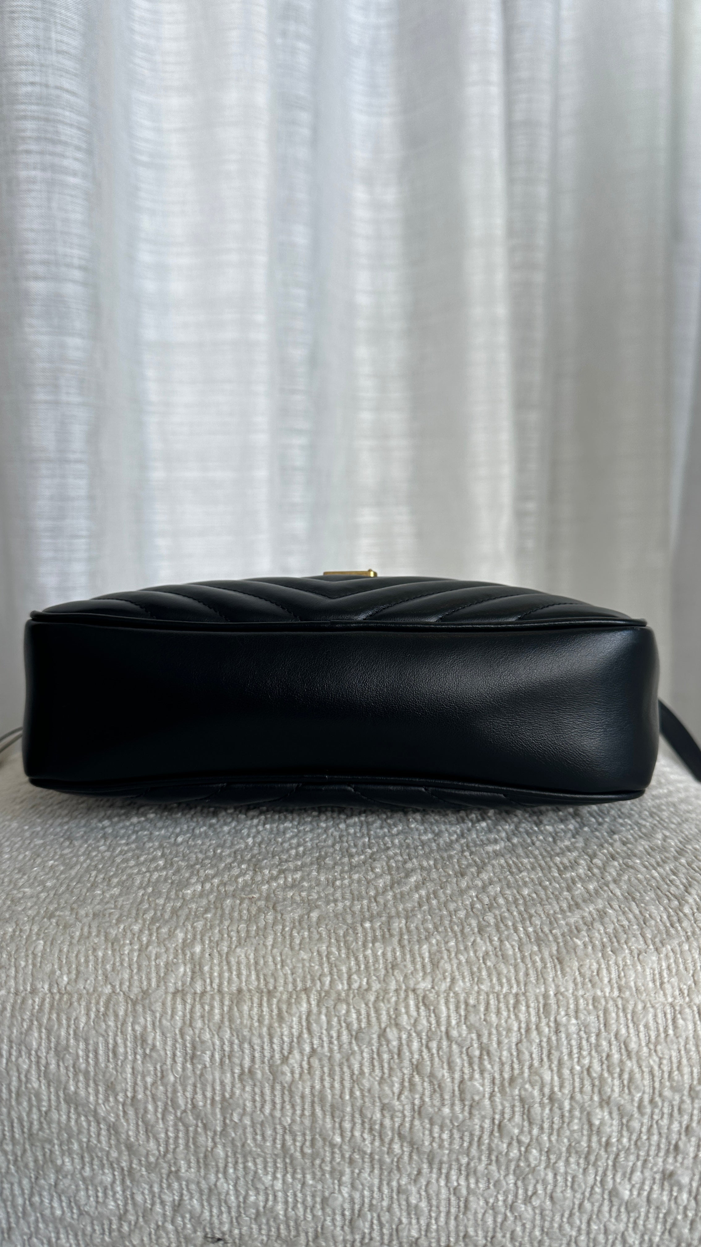 SAINT LAURENT LOU CROSSBODY BAG - IN BLACK