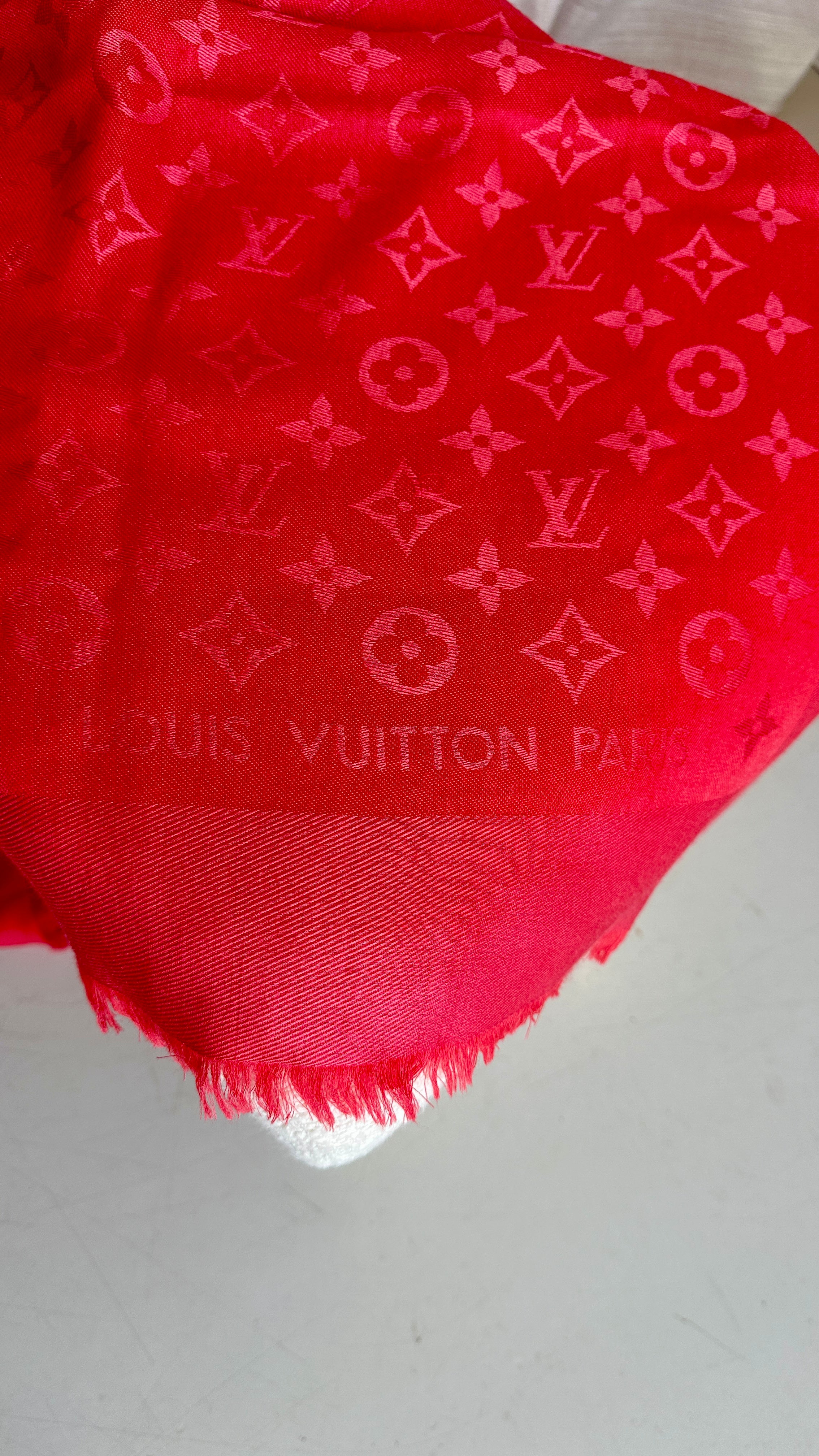 Louis Vuitton Monogram Classic Shawl In Pink
