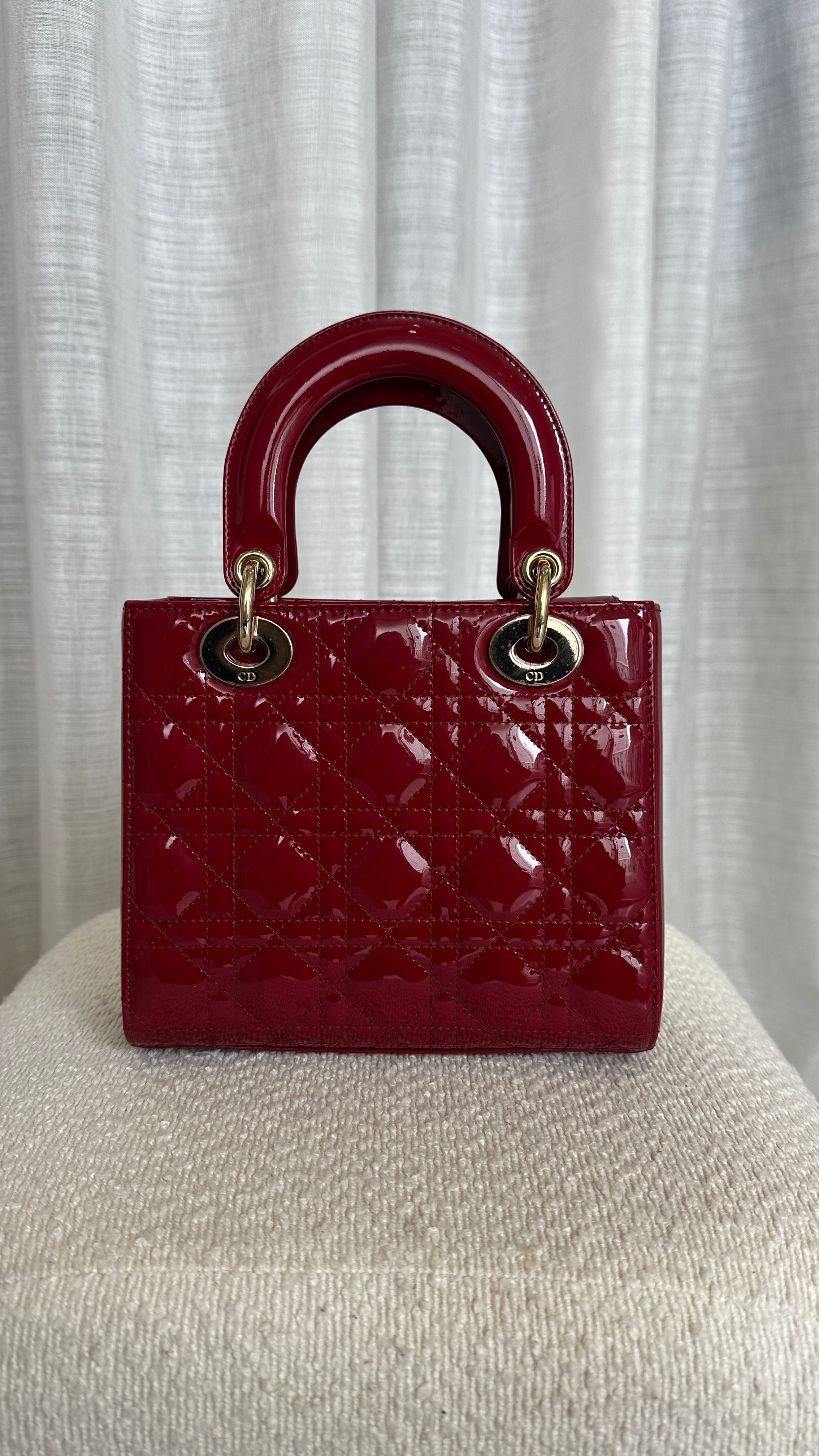 SMALL LADY DIOR PATENT LEATHER IN RED