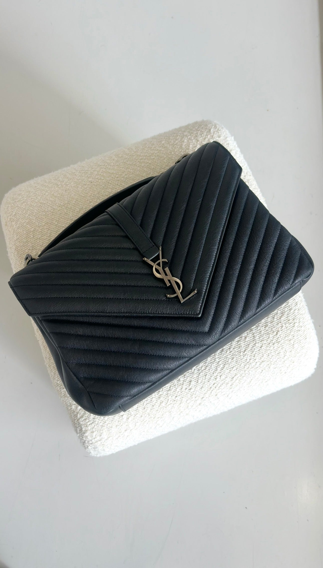 SAINT LAURENT COLLEGE LARGE BAG IN BLACK