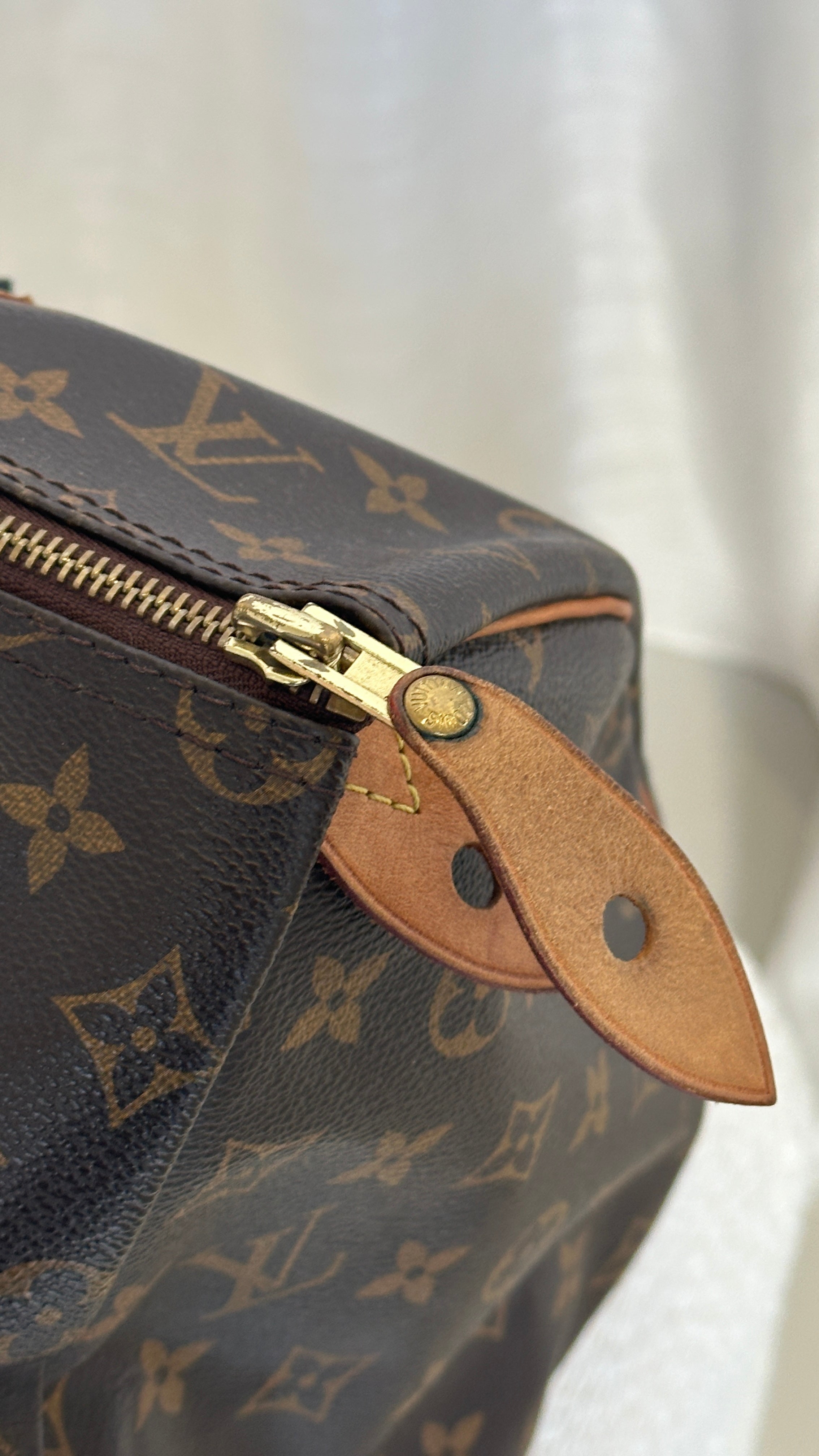 LOUIS VUITON MONOGRAM SPEEDY 35 IN BROWN