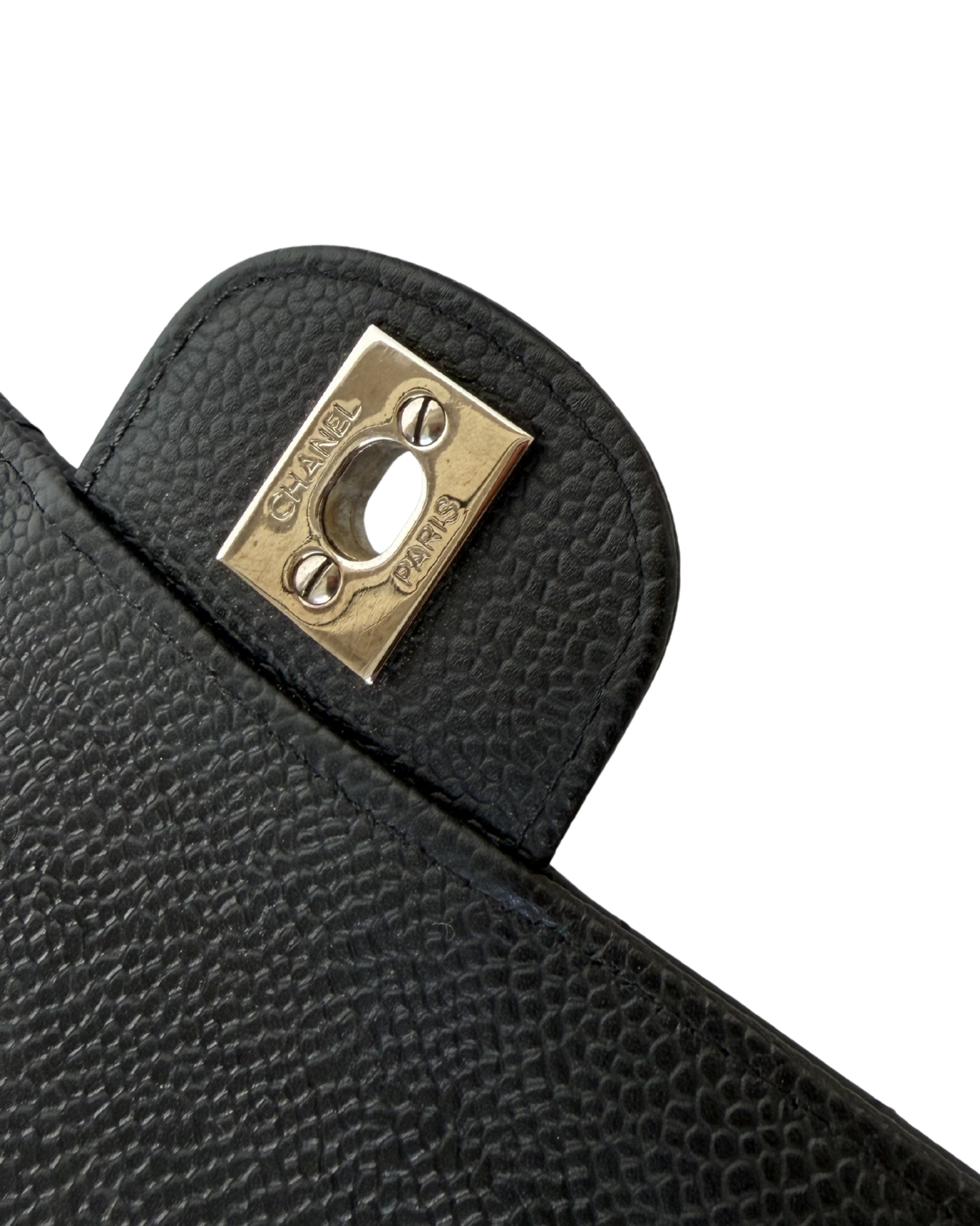 CHANEL MEDIUM CLASSIC CAVIAR IN BLACK