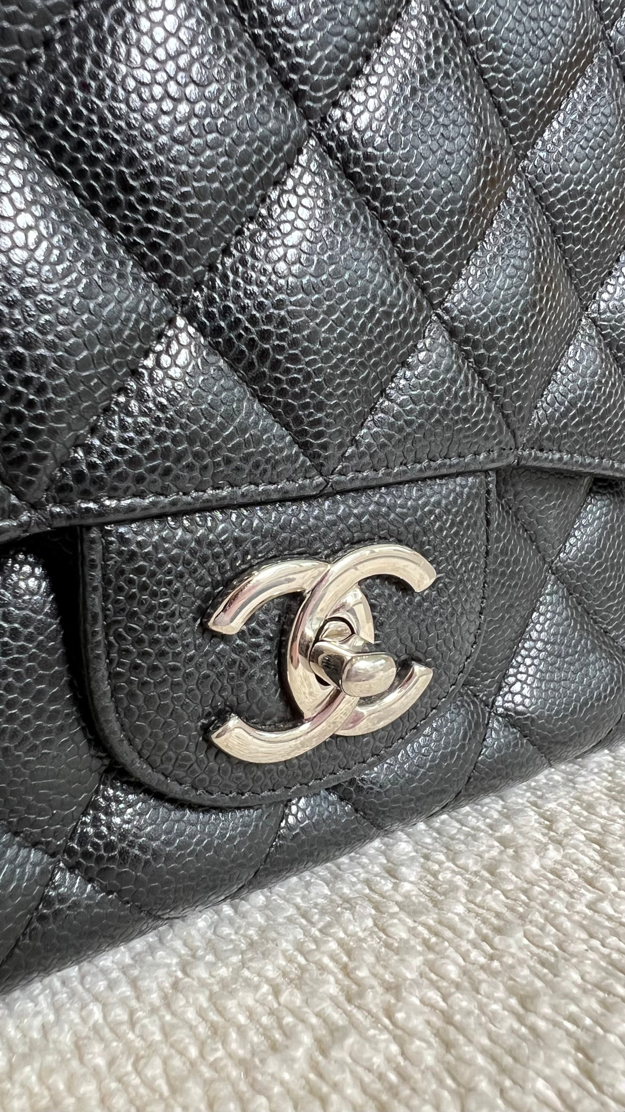Chanel Maxi Caviar Leather Double Flap In Black