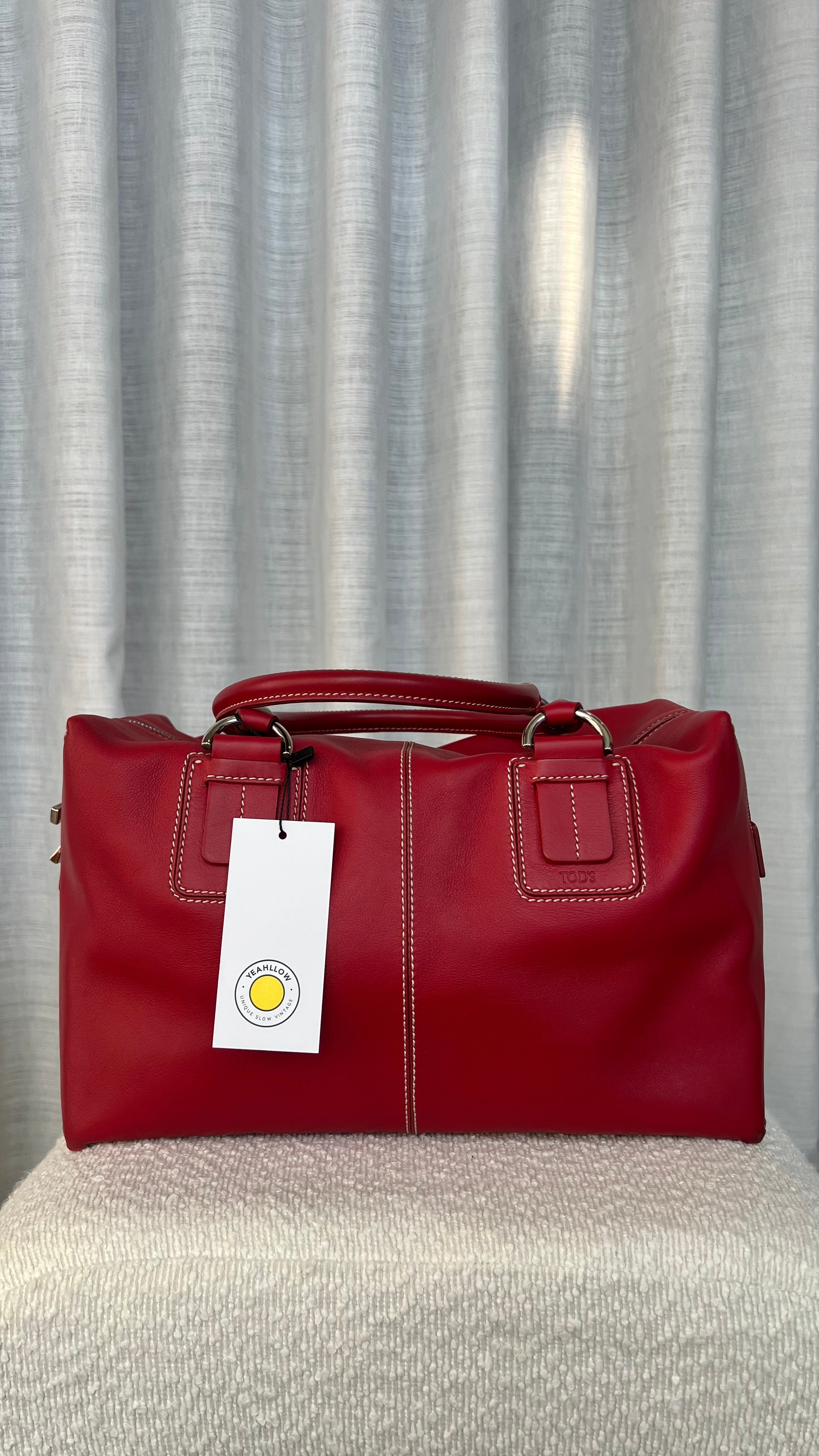 Tod's Vintage Leather Bag In Red