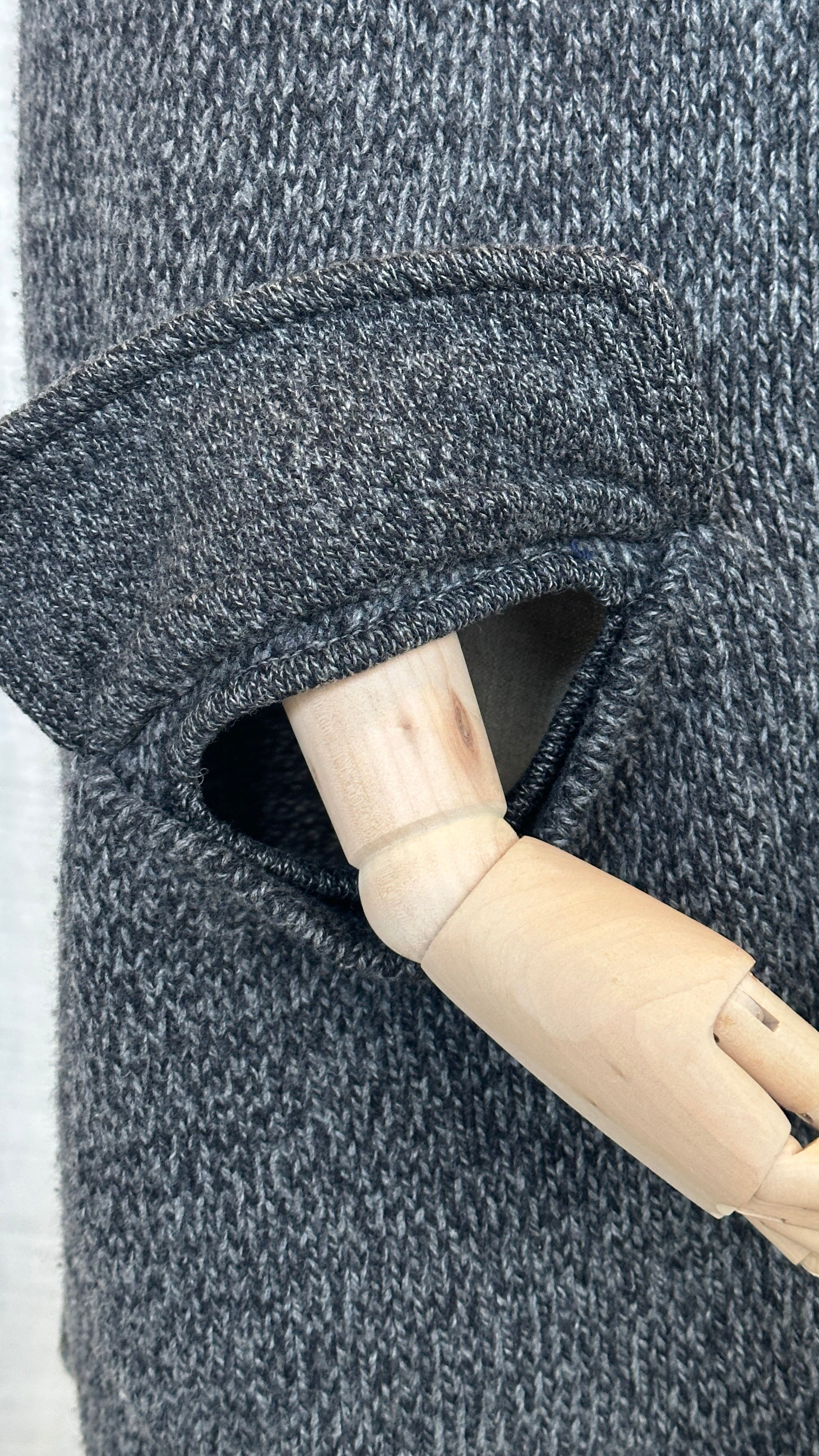 PRADA PONCHO IN GREY