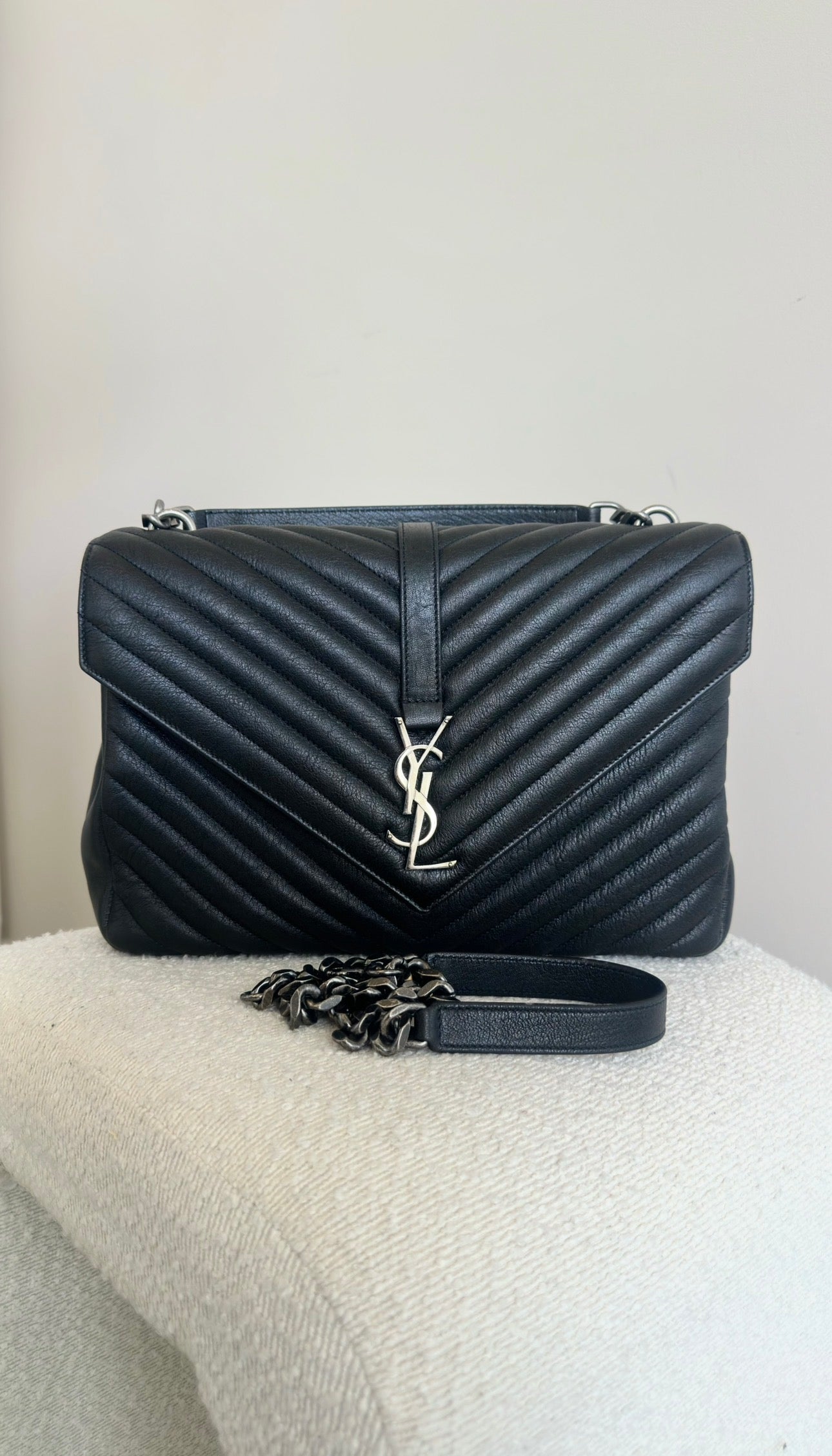 SAINT LAURENT COLLEGE LARGE BAG IN BLACK