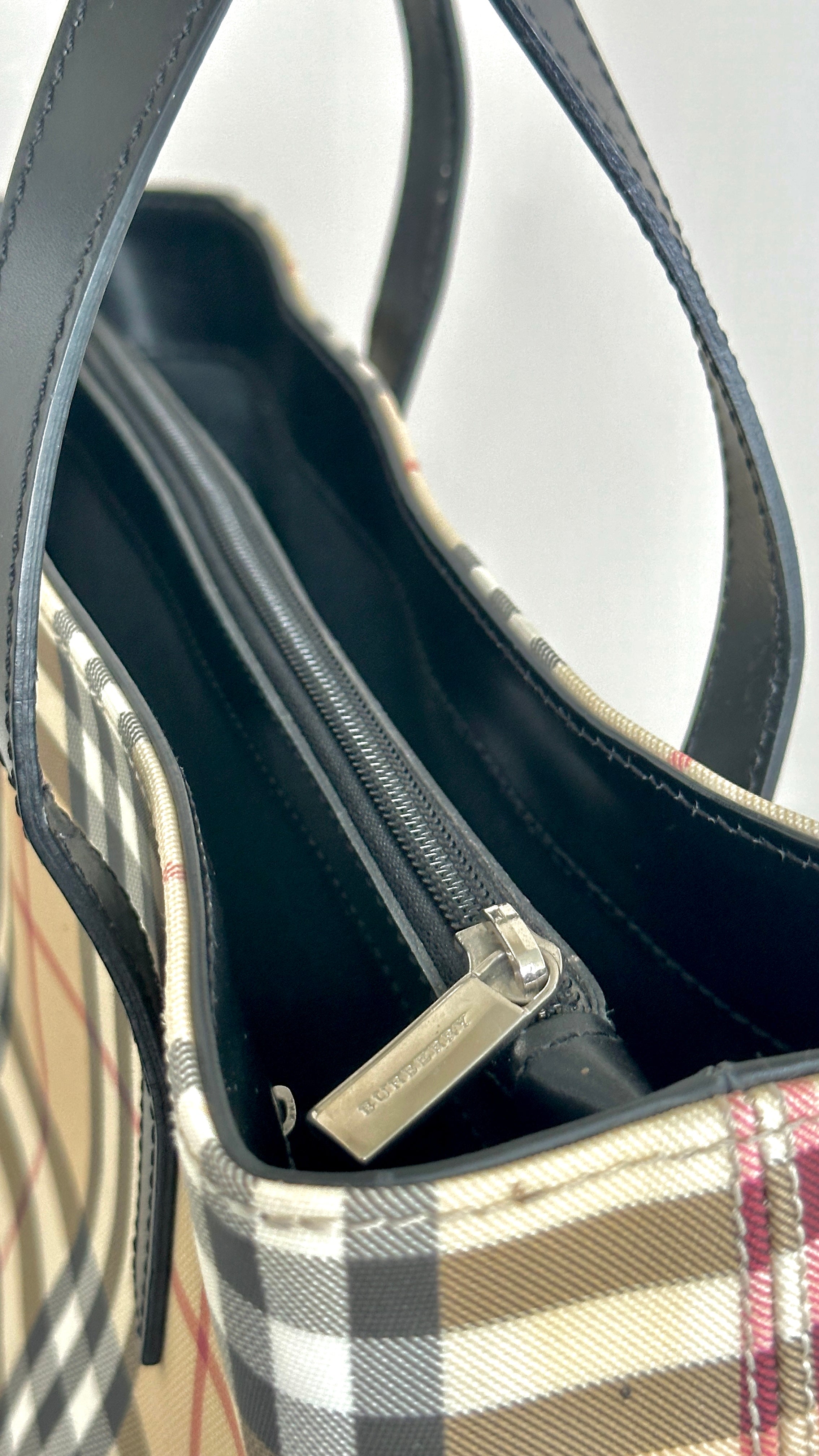 BURBERRY NOVA CHECK HANDBAG IN BEIGE