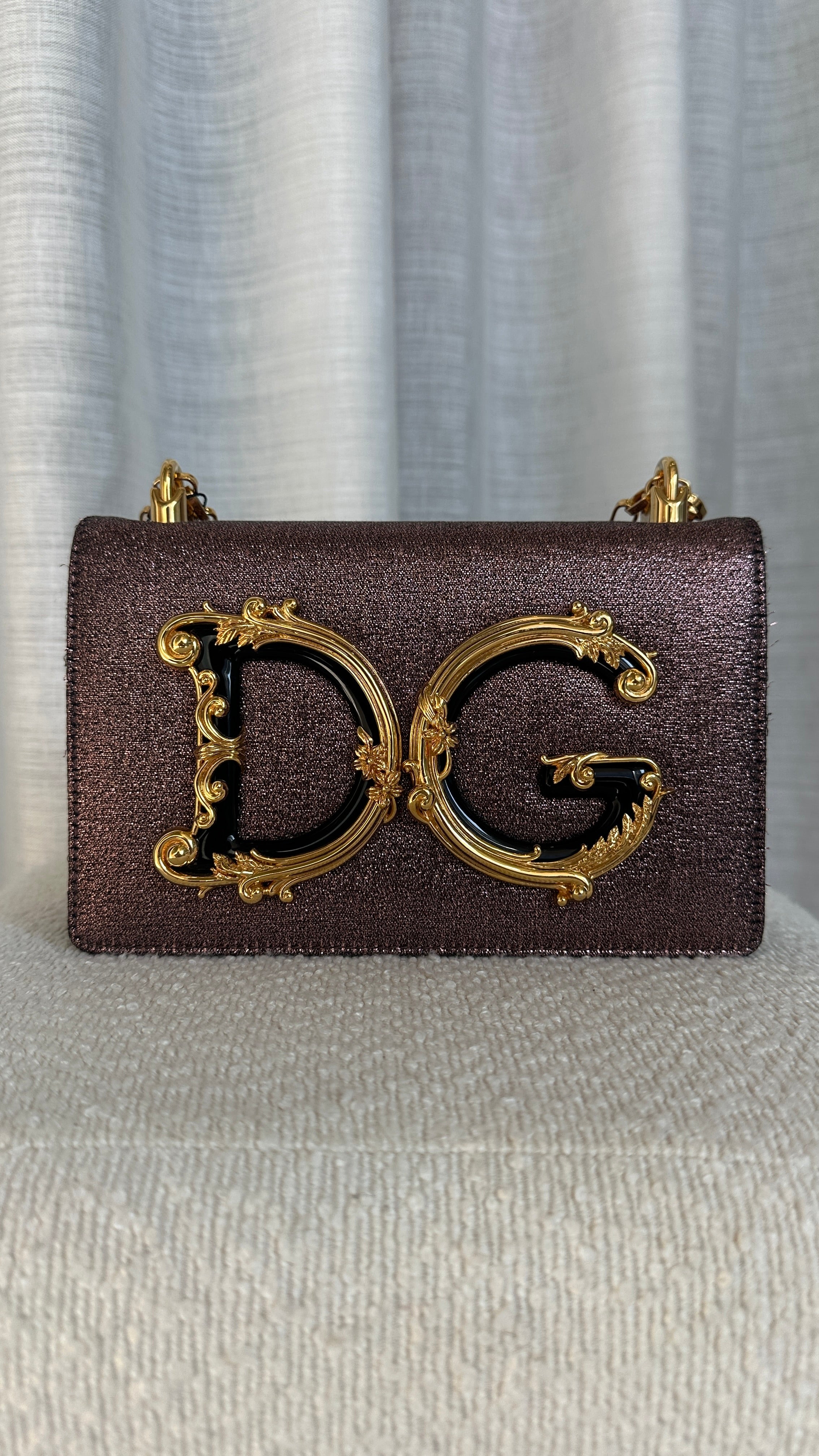 DOLCE & GABBANA DG GIRLS BAG - IN BLACK ROSE