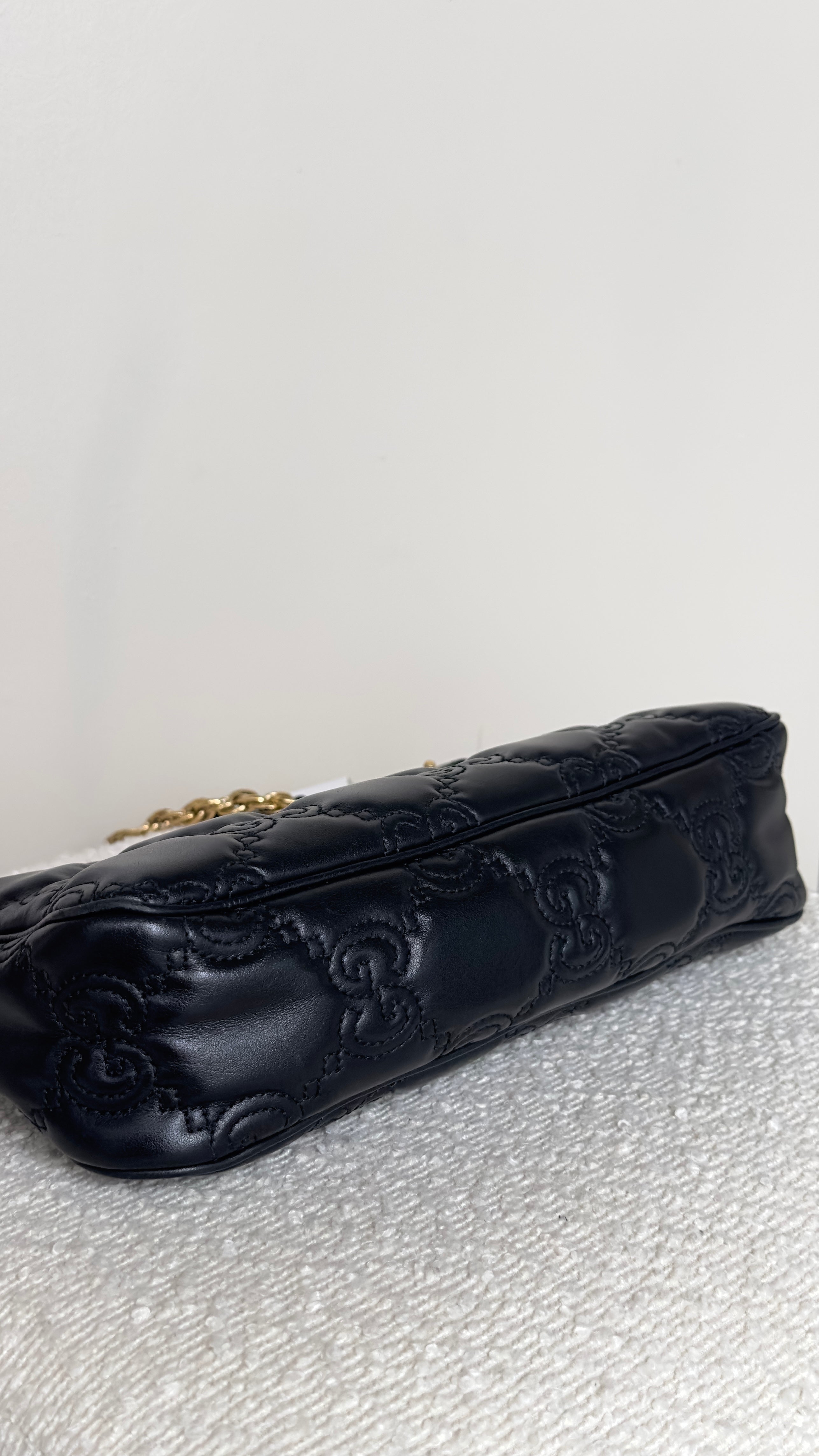 GUCCI GG MATELASSÉ BAG IN BLACK