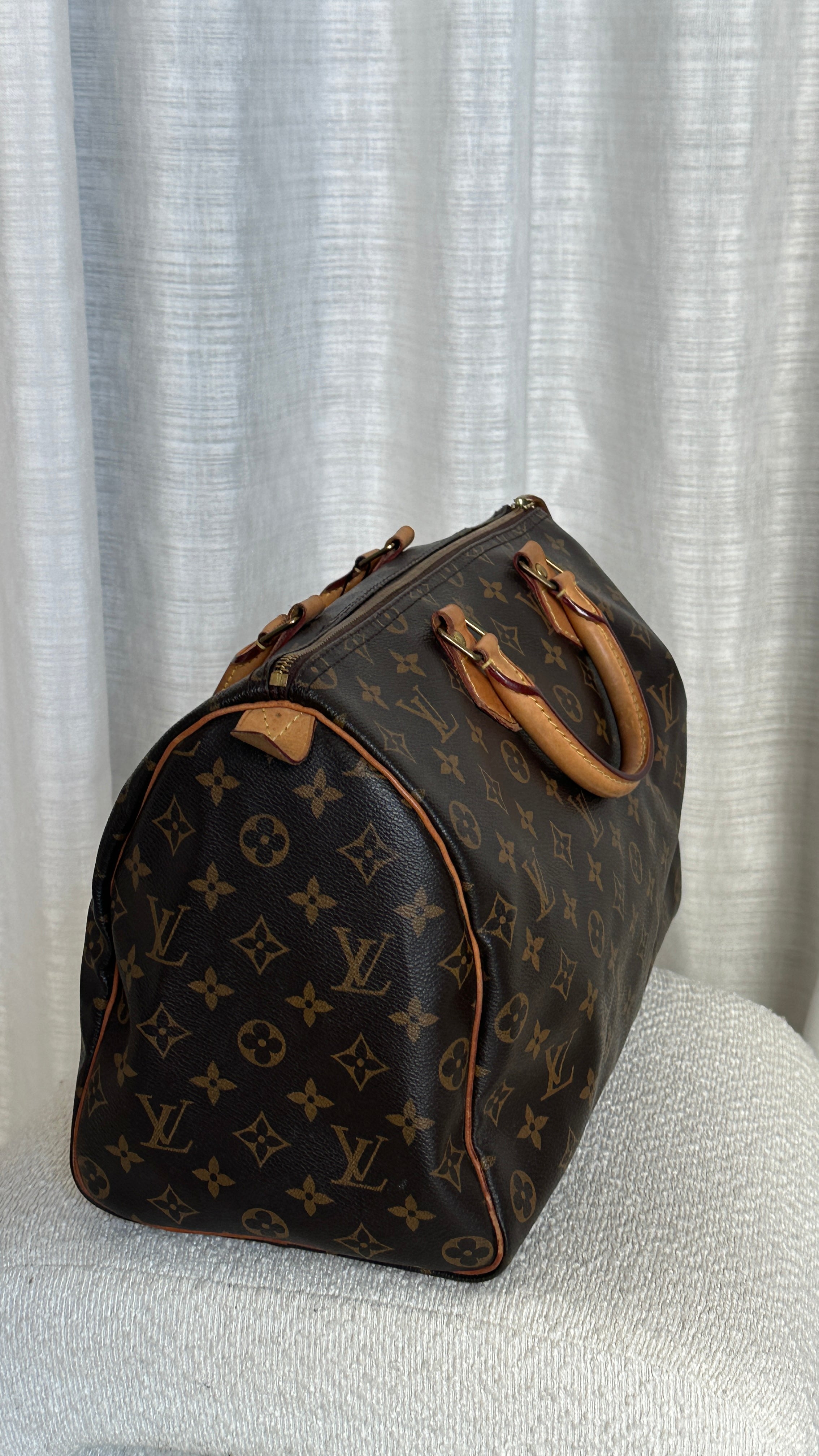 LOUIS VUITON MONOGRAM SPEEDY 35 IN BROWN