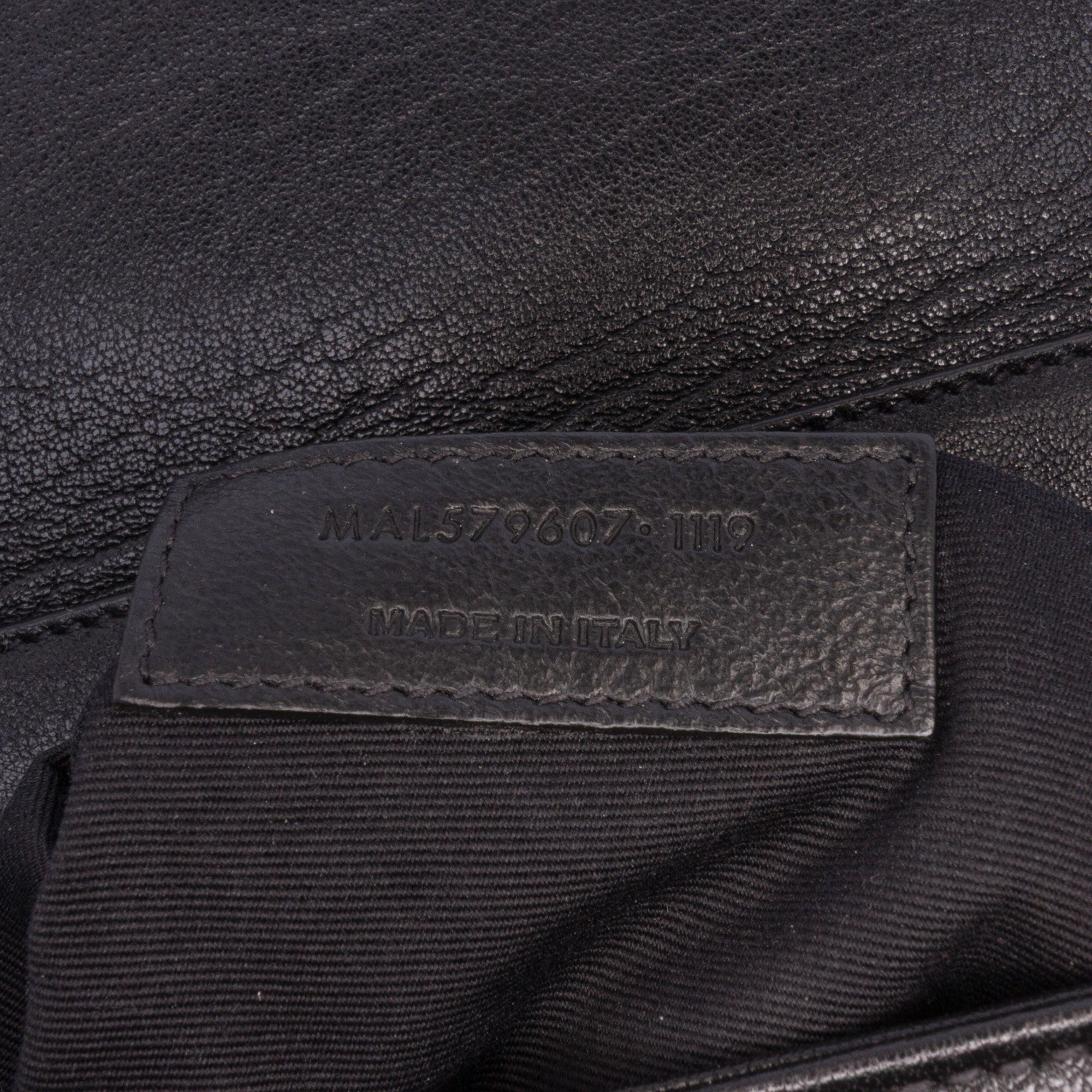 Saint Laurent Small Quilted Lambskin Becky Chain Shoulder Bag In Black