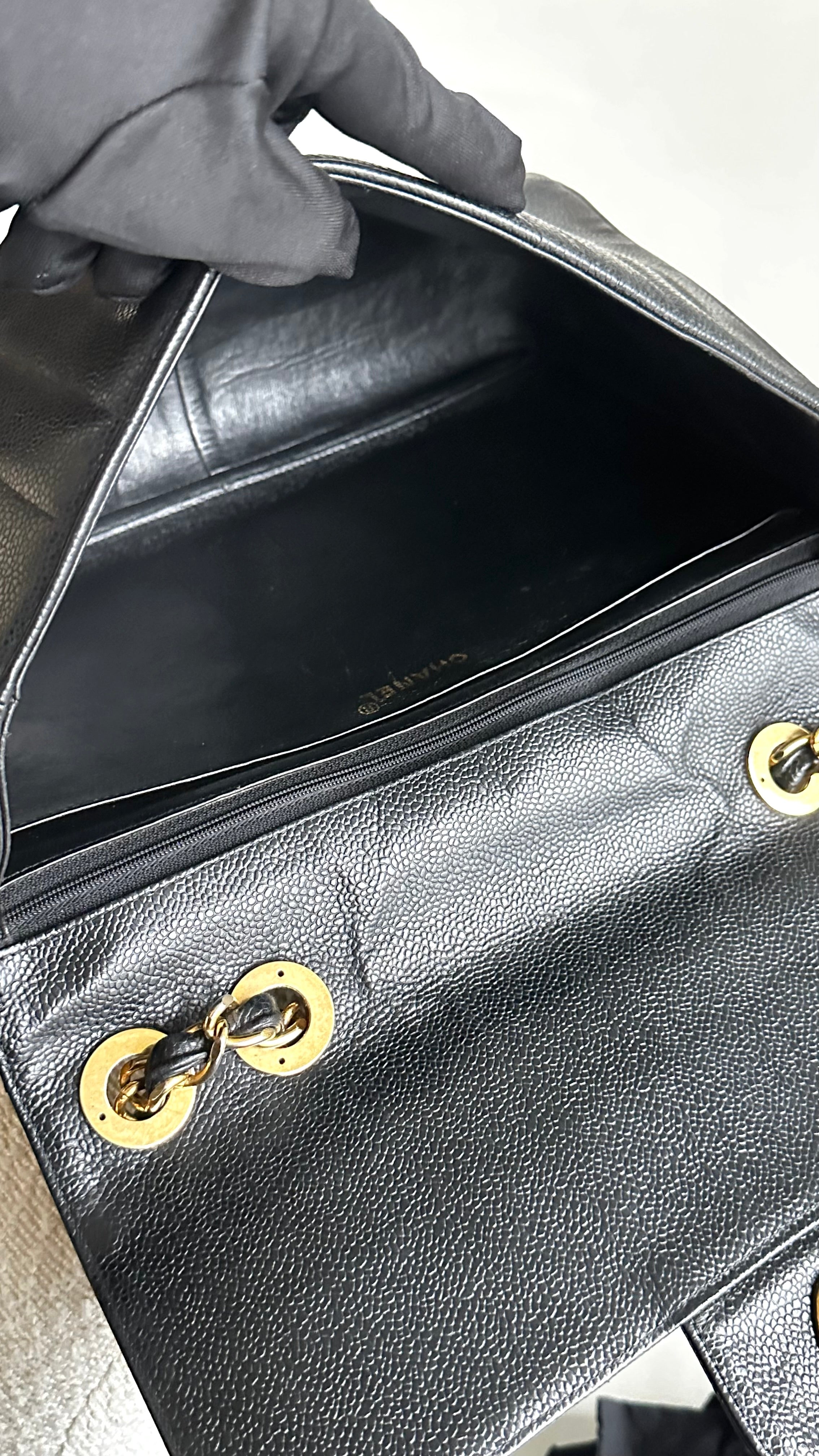 CHANEL MAXI FLAP BAG CAVIAR LEATHER IN BLACK