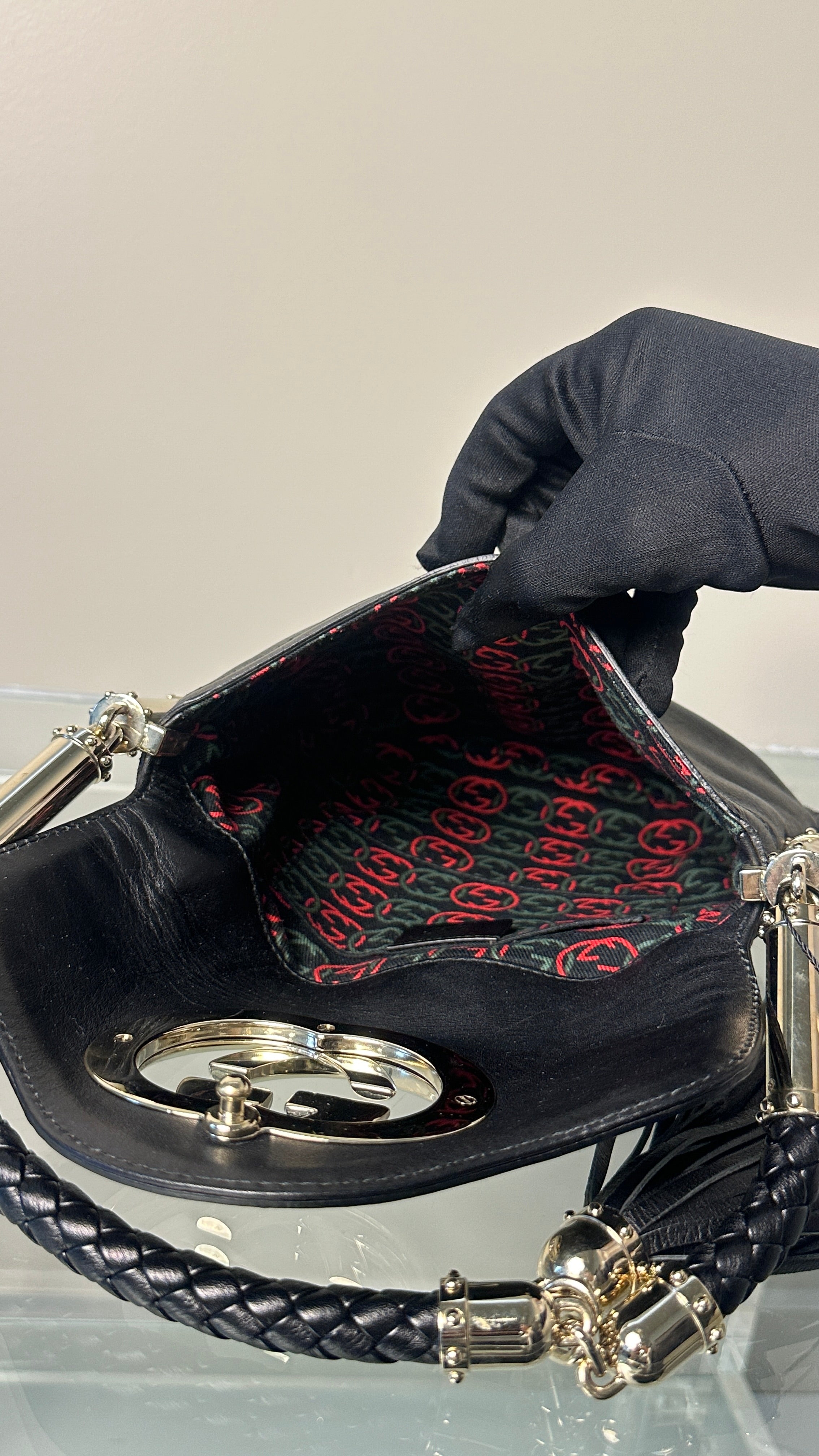 GUCCI BRITT TASSEL HANDBAG IN BLACK