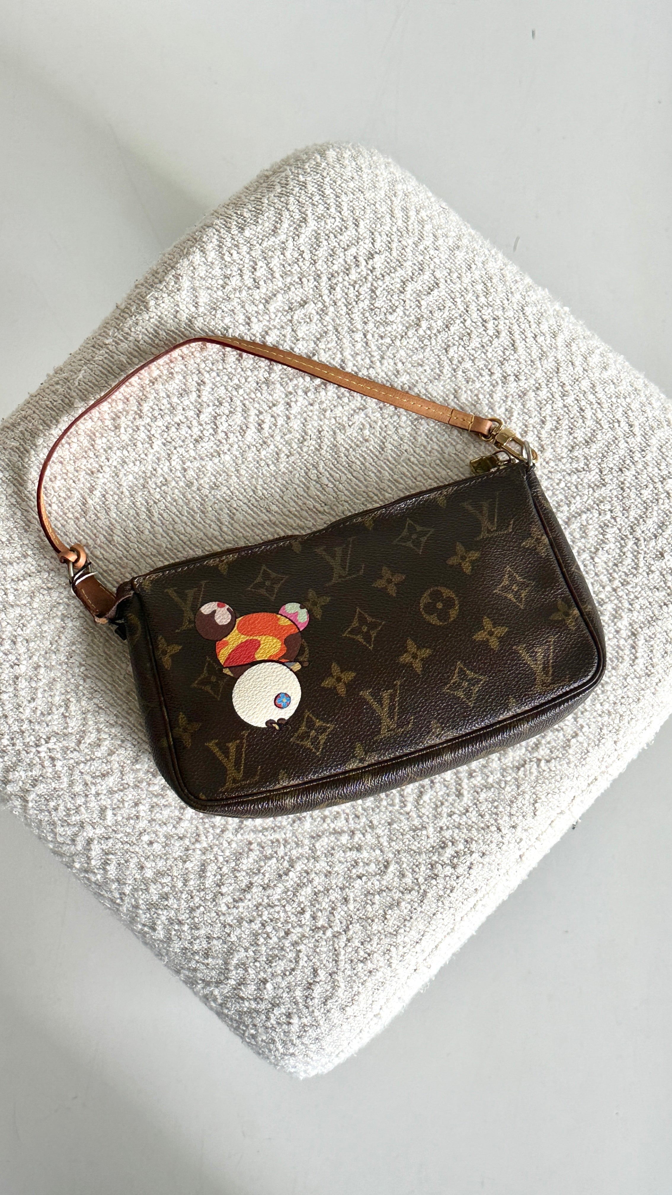 LOUIS VUITTON POCHETTE ACCESSORIES LIMITED EDITION MONOGRAM MURAKAMI PANDA CLUTCH BAG IN BROWN