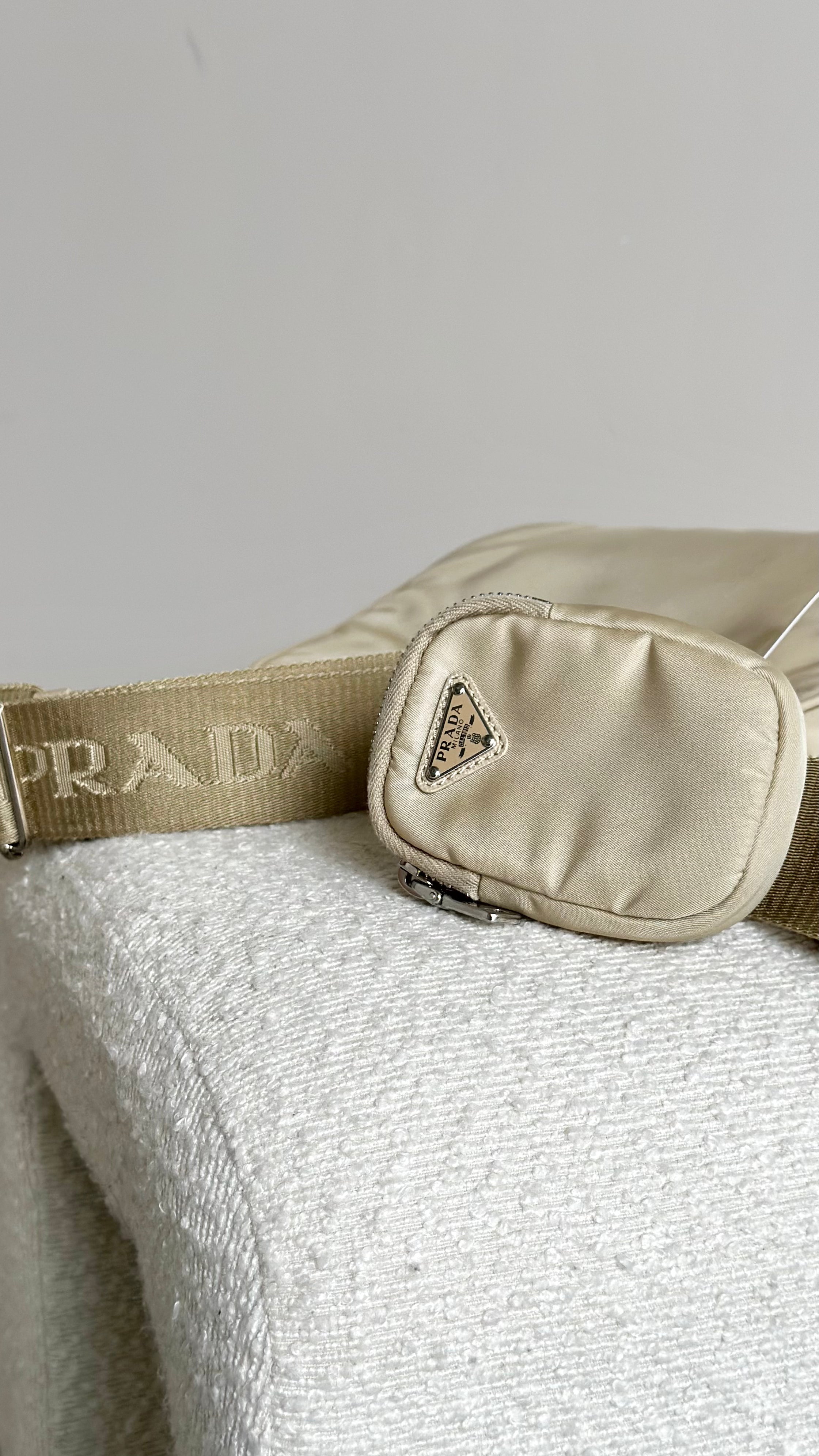 PRADA RE-EDITION 2005 NYLON IN BEIGE