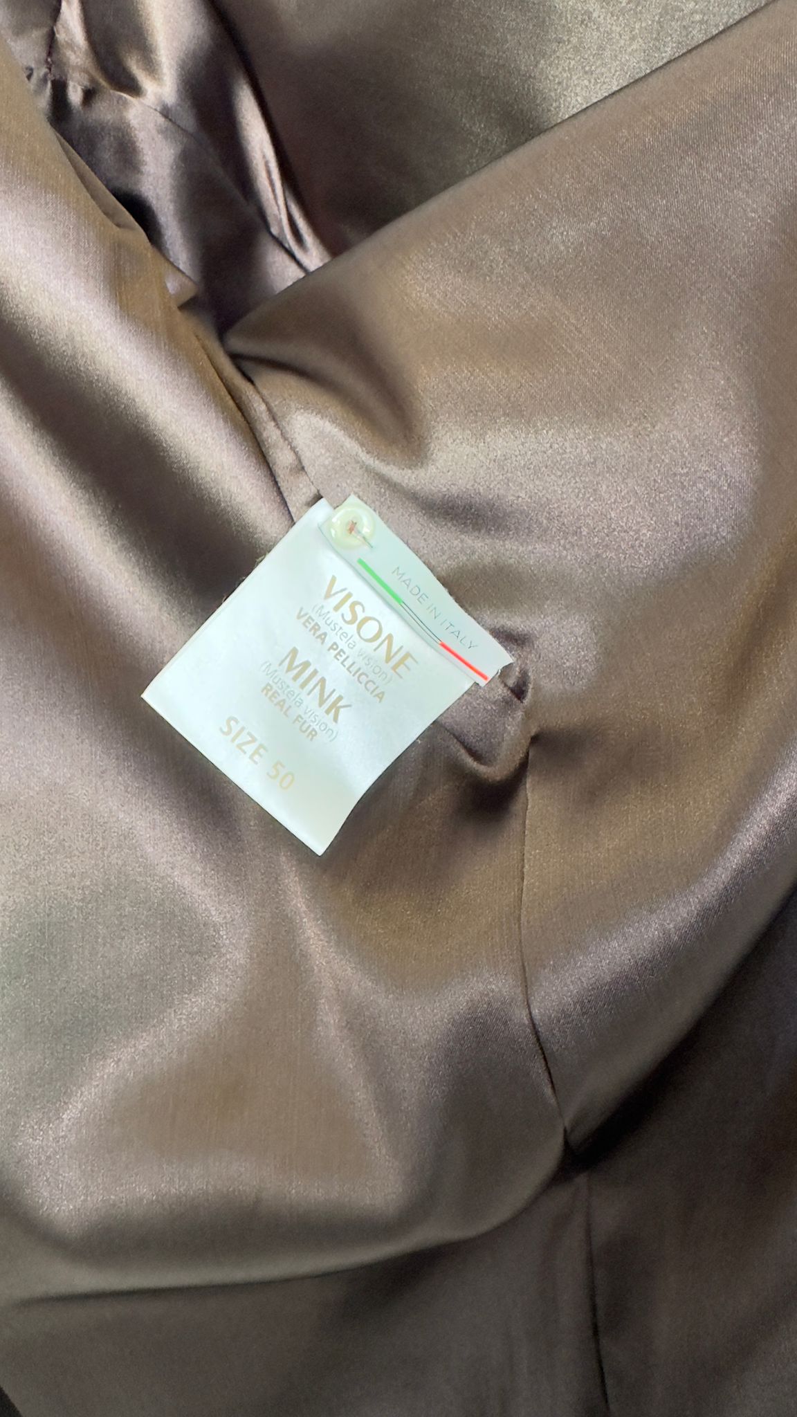 MINK FUR COAT IN BROWN