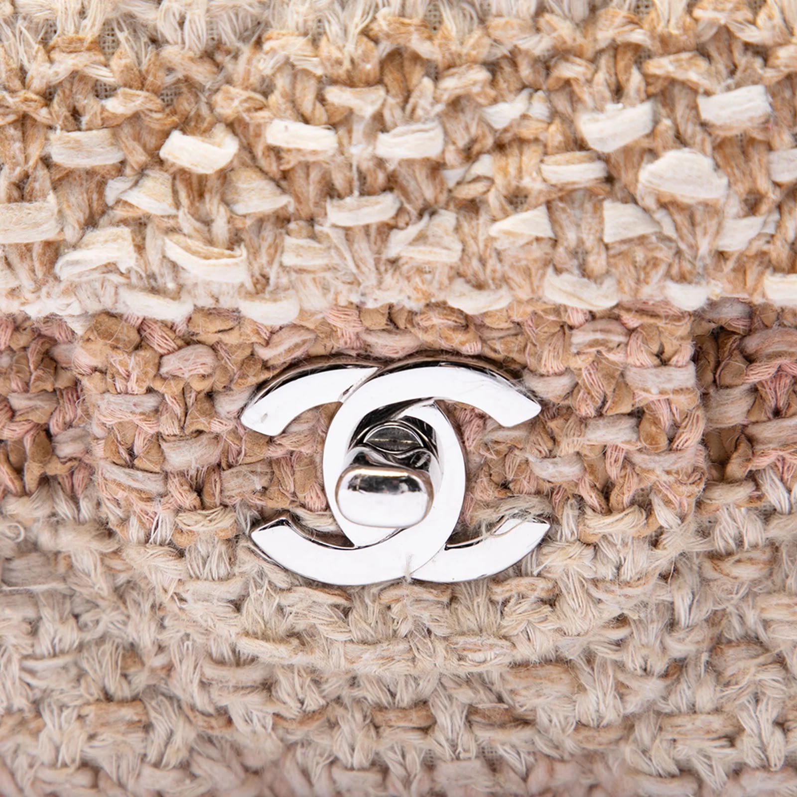 Medium Classic Tweed Double Flap