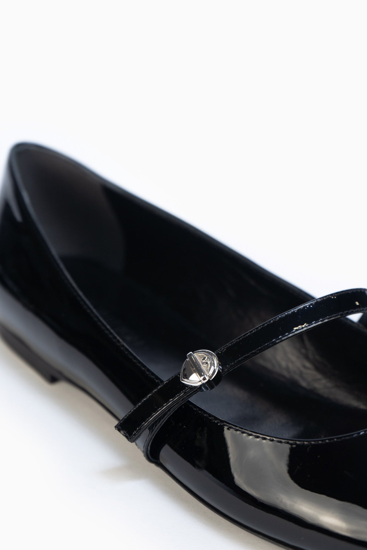 Louis Vuitton Patent Leather Mary Jane Flats - Size 39