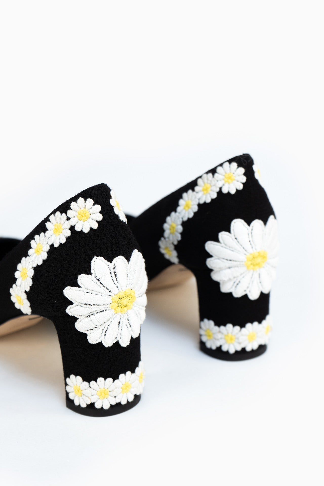 Salto com bordado floral Dolce&Gabbana - tamanho 38,5