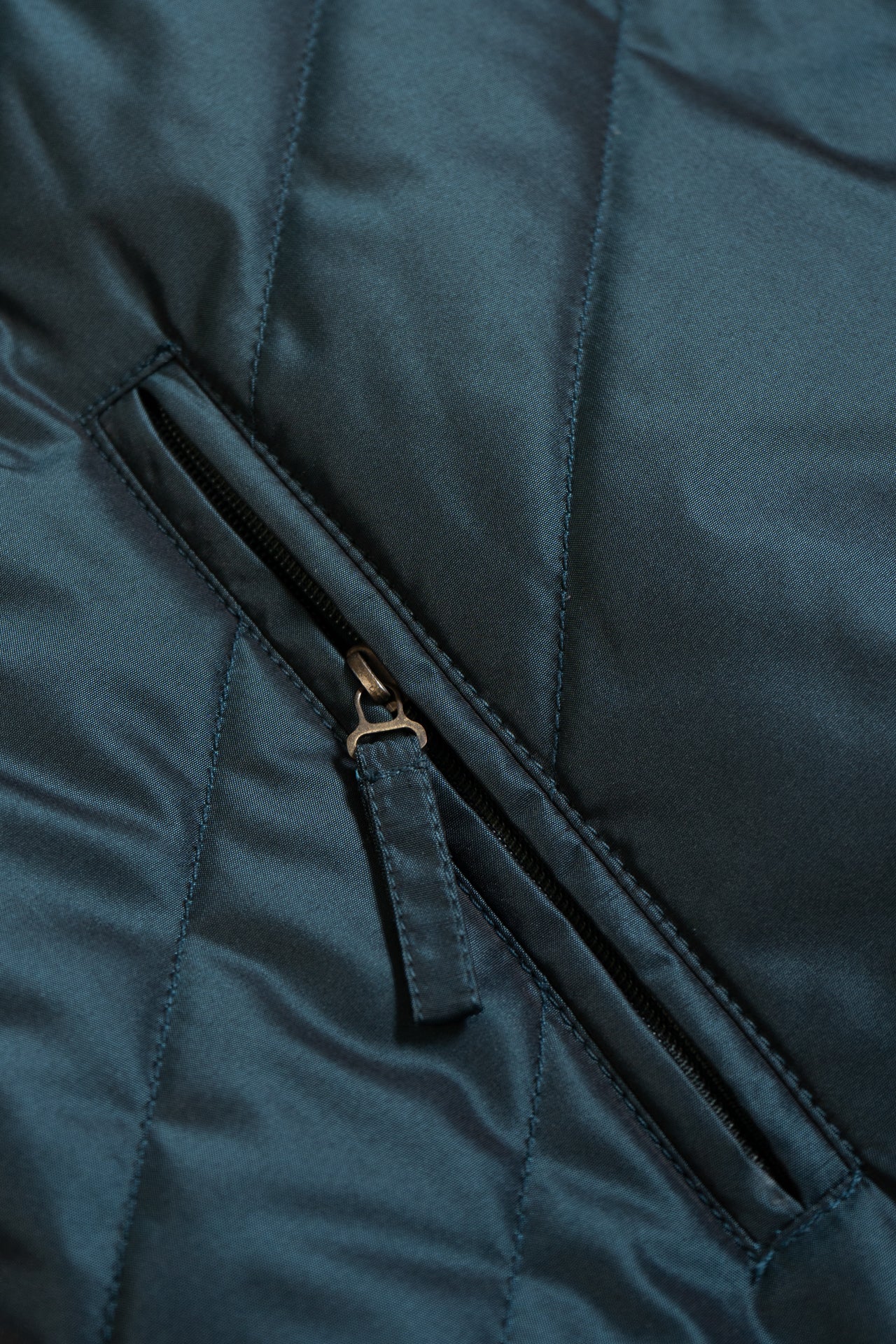 Casaco azul Burberry com gola xadrez