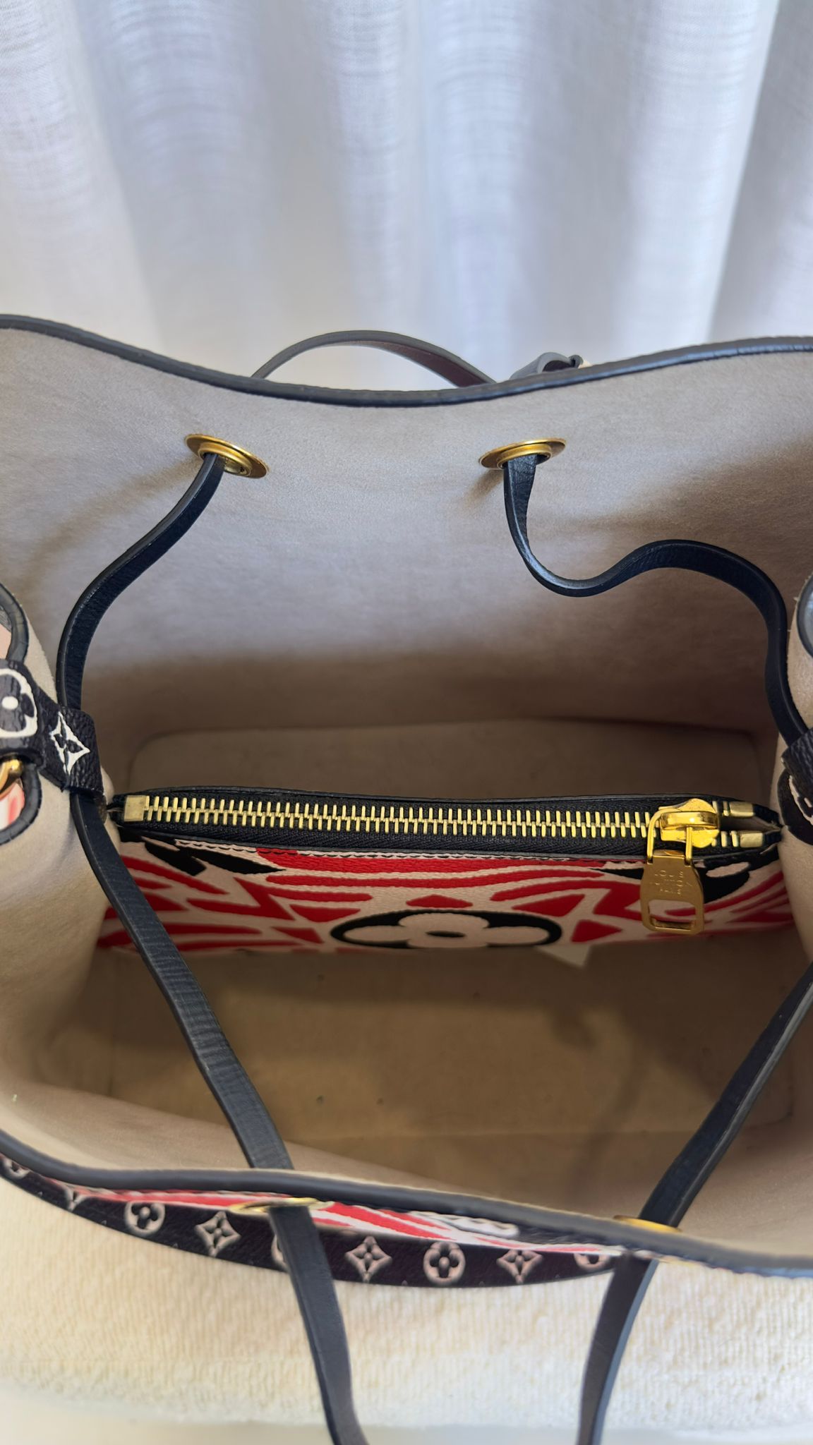 LOUIS VUITTON MONOGRAM GIANT CRAFTY NEO NOÉ BUCKET BAG - MULTICOLOR