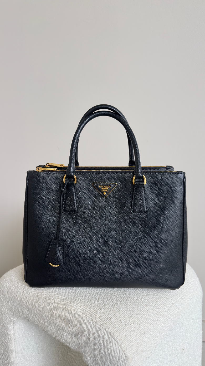 PRADA GALLERIA MEDIUM SAFFIANO LEATHER BAG IN BLACK