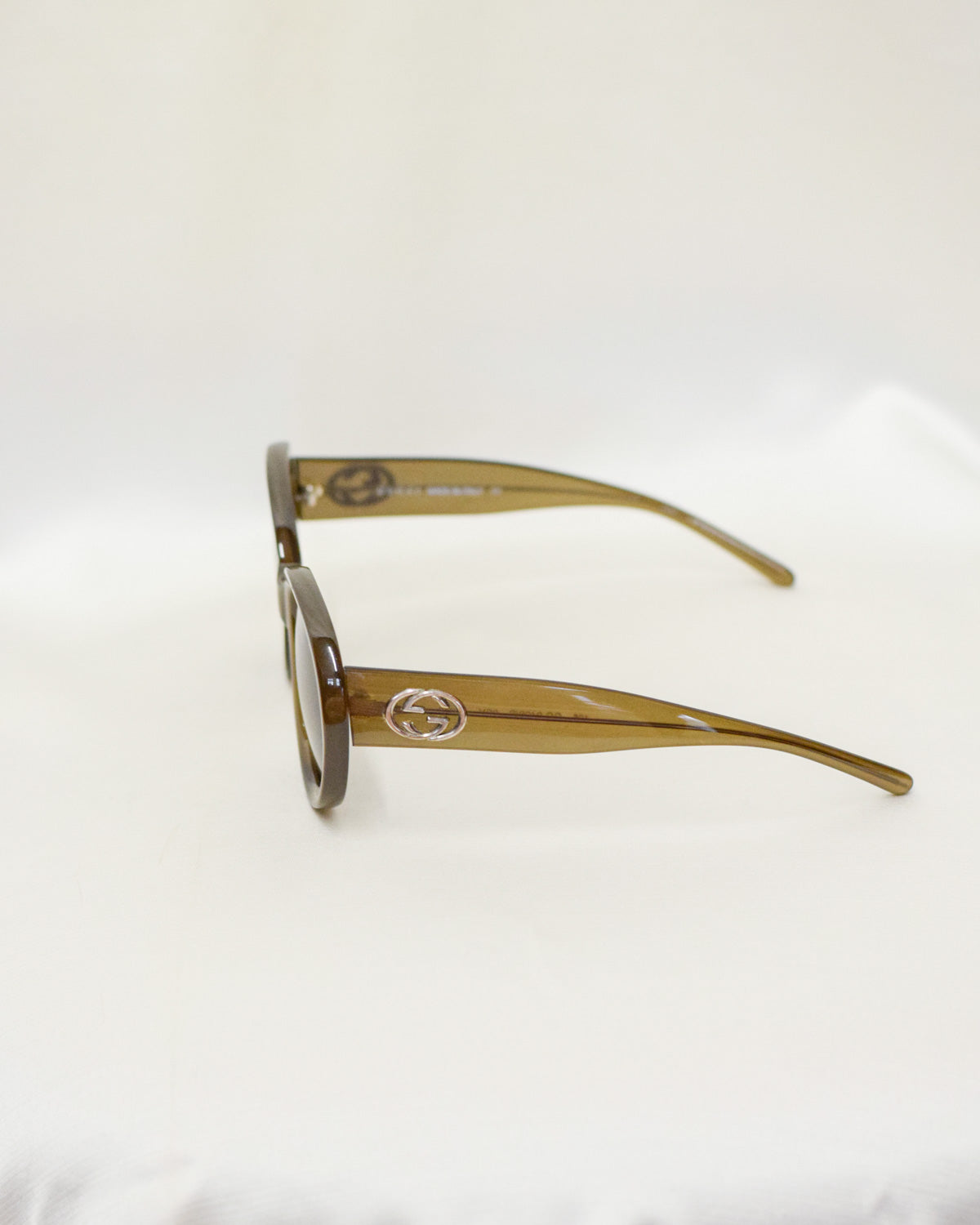 Óculos de sol Gucci vintage verde oliva anos 90 - com caixa