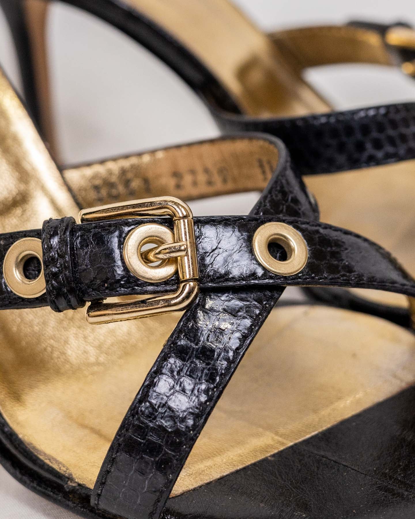 Sandália aberta de couro Dolce&Gabbana em preto - tamanho 38 com caixa