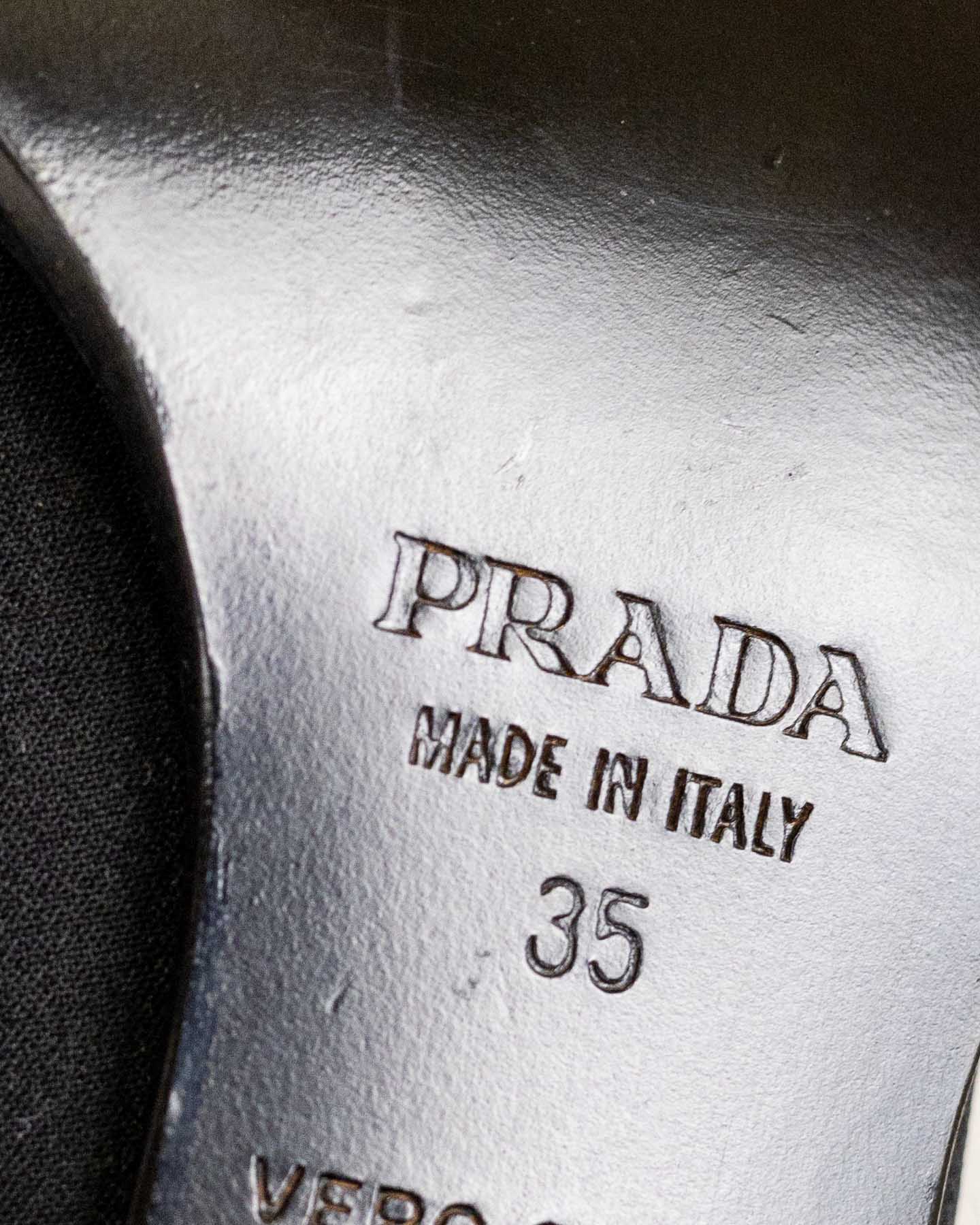 Escarpins noirs Prada - Taille 35